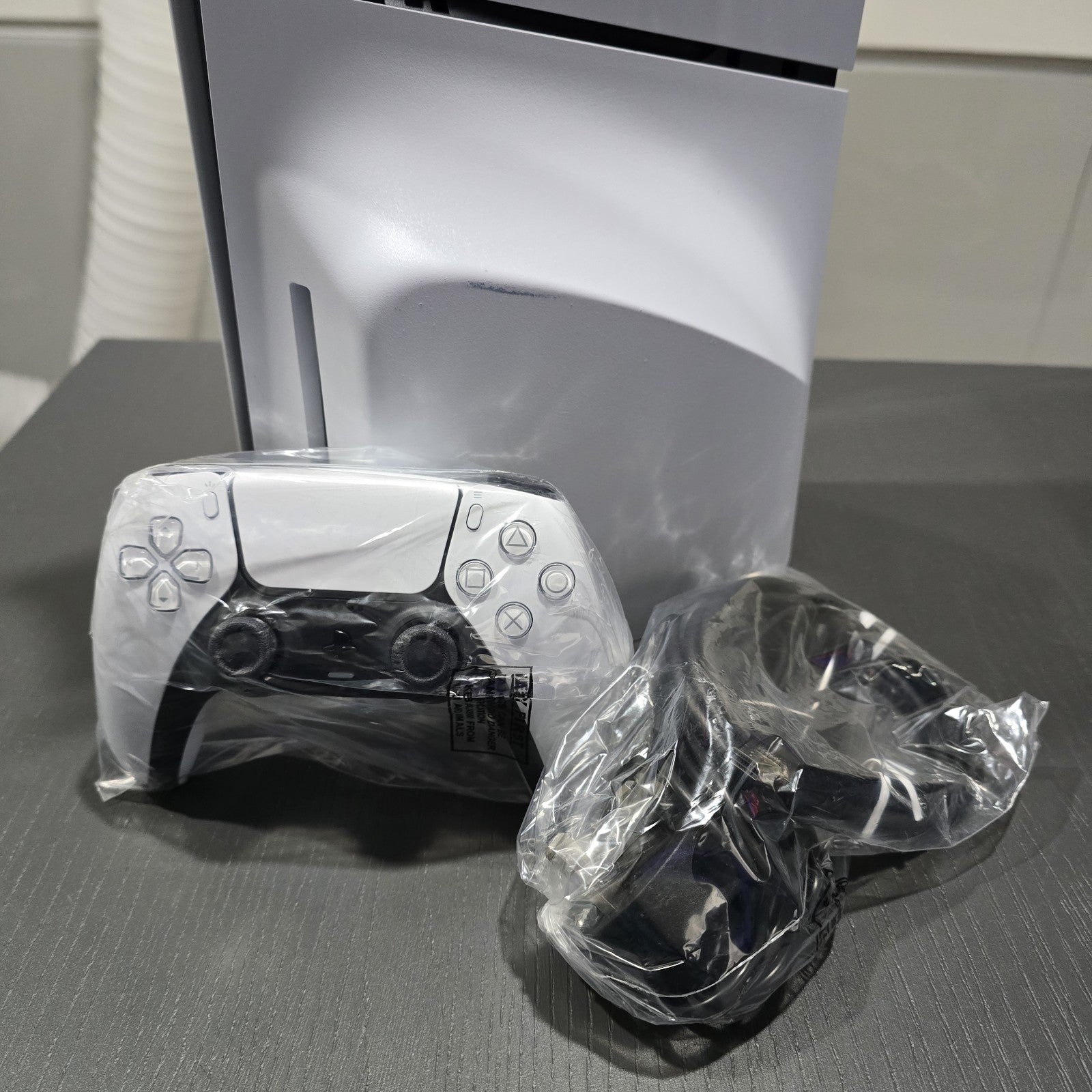 Sony PlayStation 5 PS5 Slim Disc Console 1TB White + Spider-Man Game #B 184A18