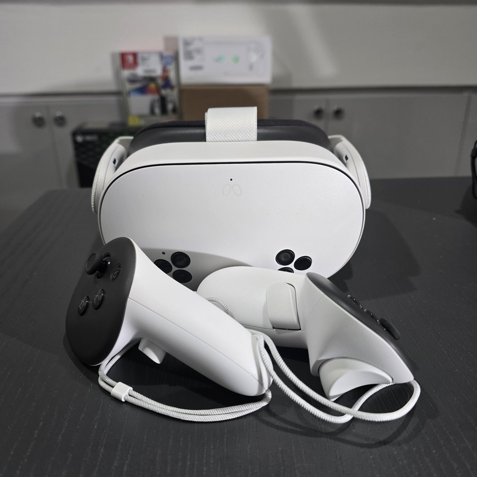 Meta Quest 3S Virtual Reality Headset 256GB, Standalone, wCarry Case (U) #A 109B8