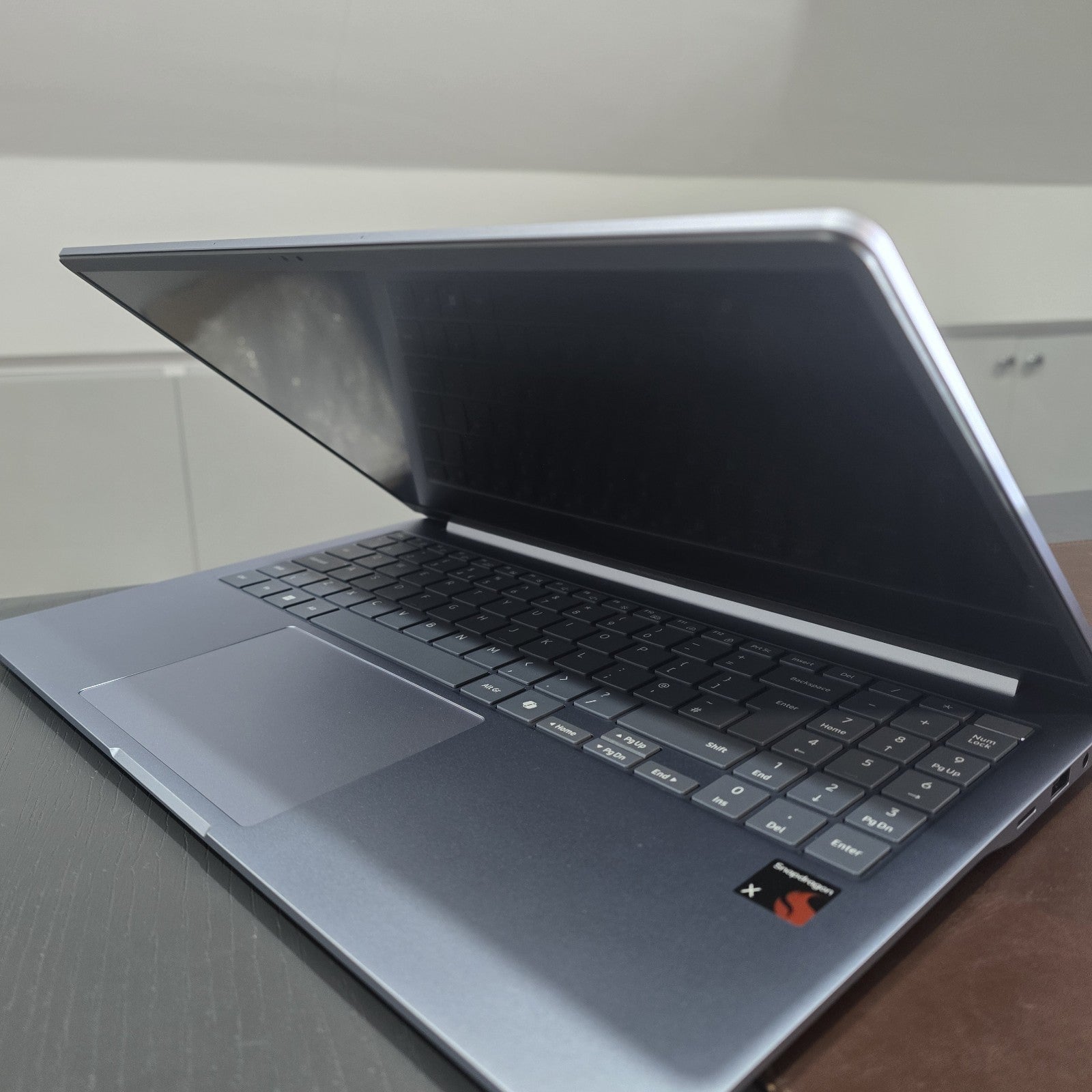 Samsung Galaxy Book4 Edge 15.6" FHD, Snapdragon X 16GB, 256GB, Blue Grade A 104A4