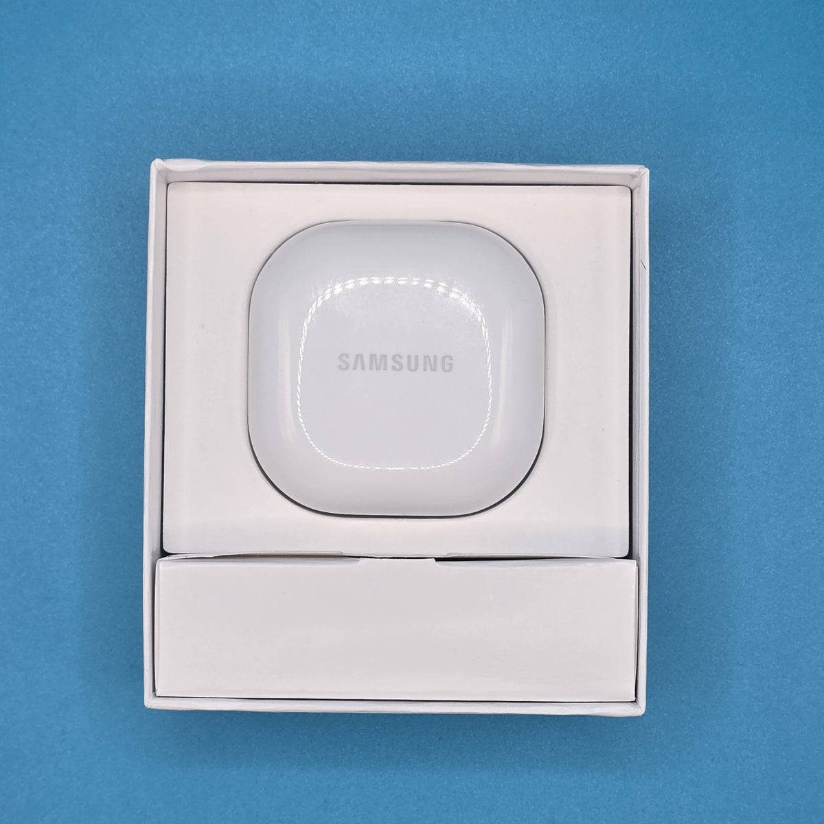 Samsung Galaxy Buds FE  White SMR400N Wireless Bluetooth Grade A Free Postage4