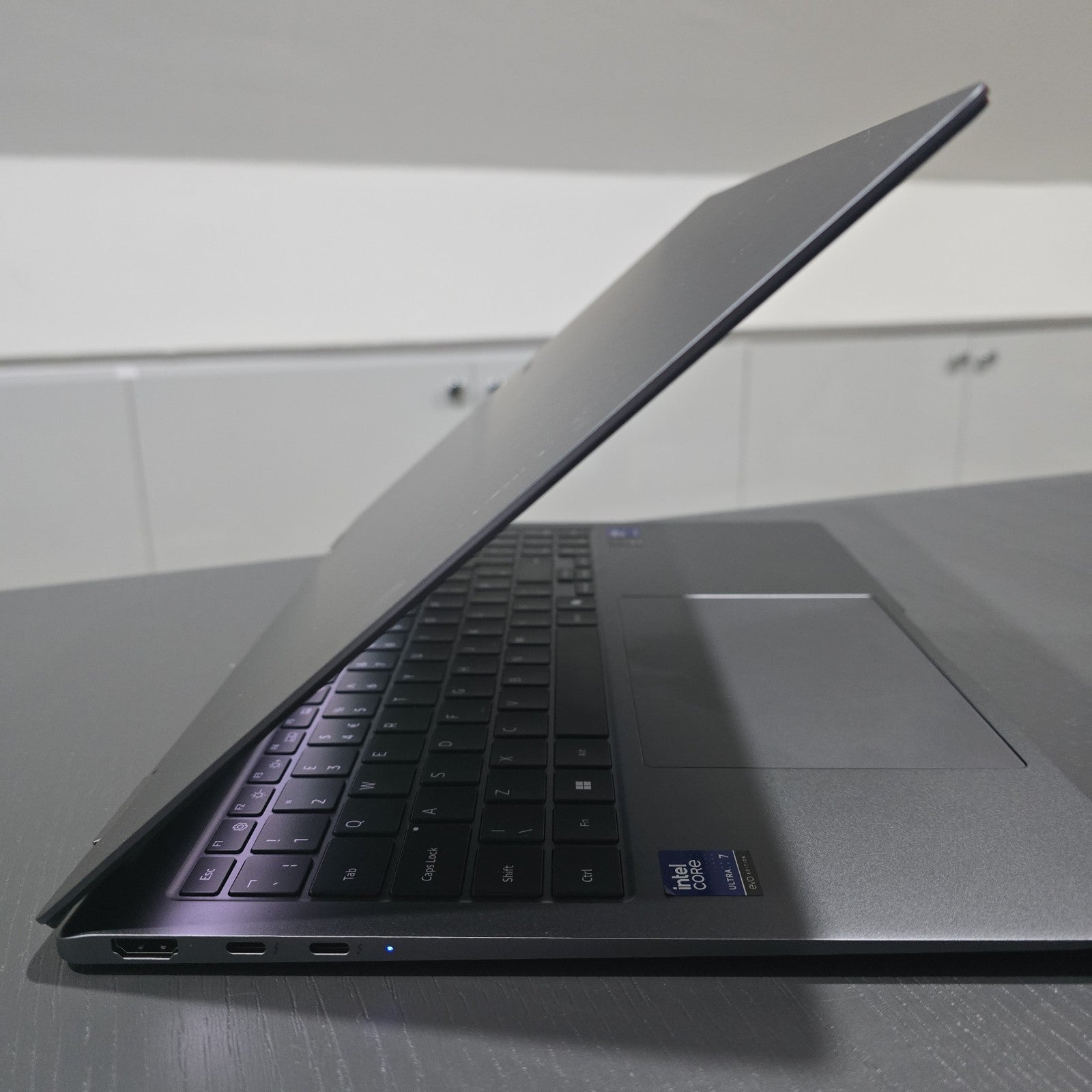 SAMSUNG Galaxy Book5 Pro 360 16" 2 in 1 Laptop Intel Core Ultra 7 Grade B 129A9