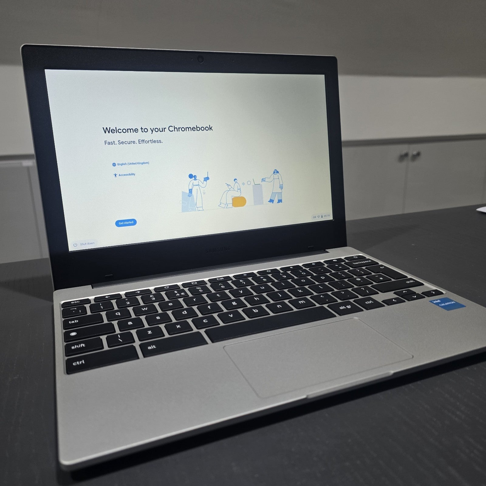 Samsung Galaxy Chromebook Go 11.6" 4GB 64GB Silver Grade A #123B10