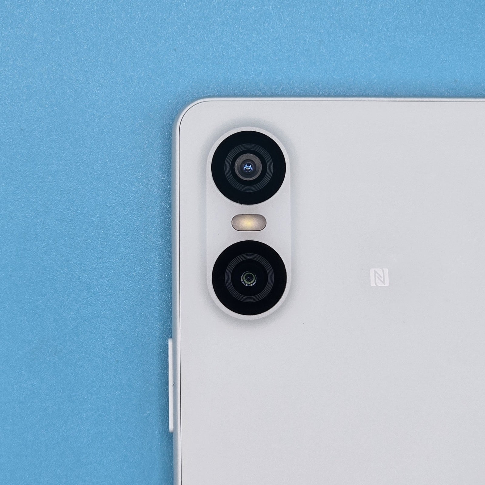 Sony Xperia 10 VI White 128GB 8GB RAM Network Unlocked 5G 5000 mAh 48 MP #A 227A18