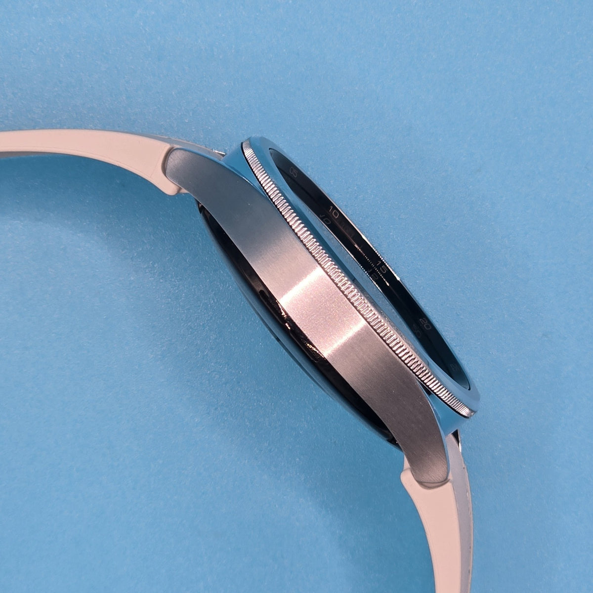 Samsung Galaxy Watch6 Classic SM-R960 47mm Stainless Steel Silver Grade A 153B1