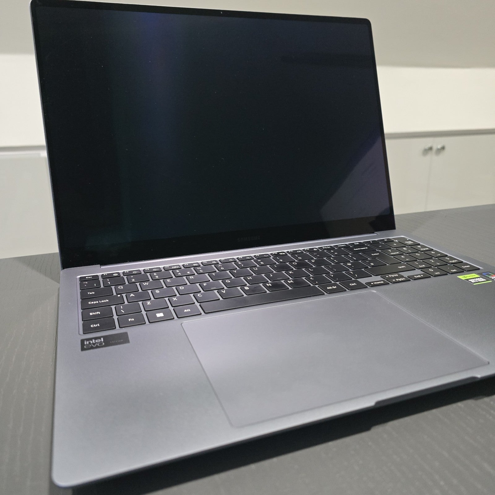Samsung Galaxy Book4 Ultra 16 RTX 4070 32GB 1TB OLED i9 Laptop Grade A 173A0
