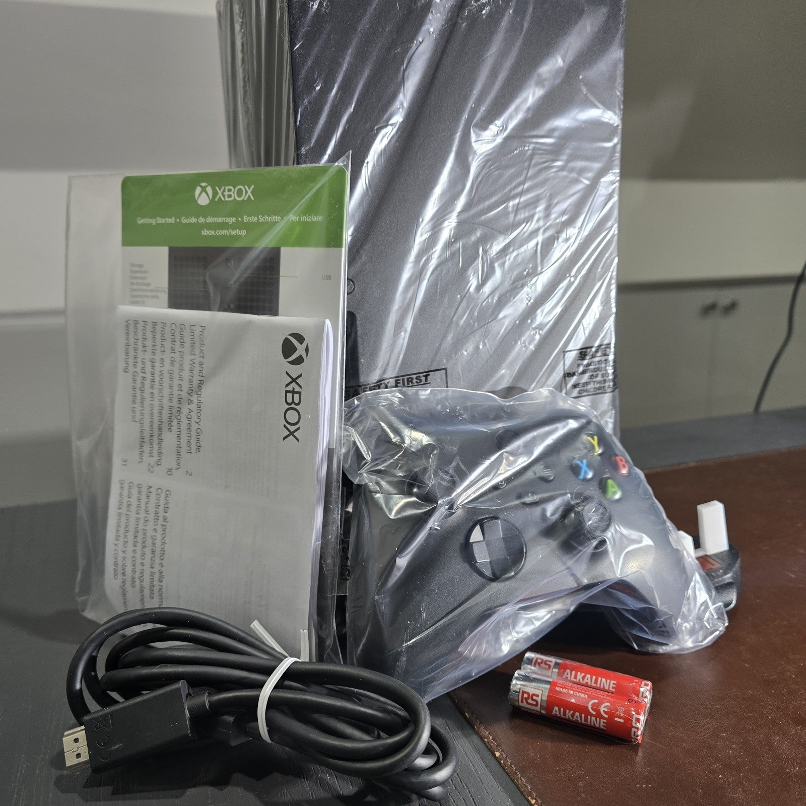 Microsoft Xbox Series X - 1TB - Black Console - Grade A Fully Working #119B-119G10