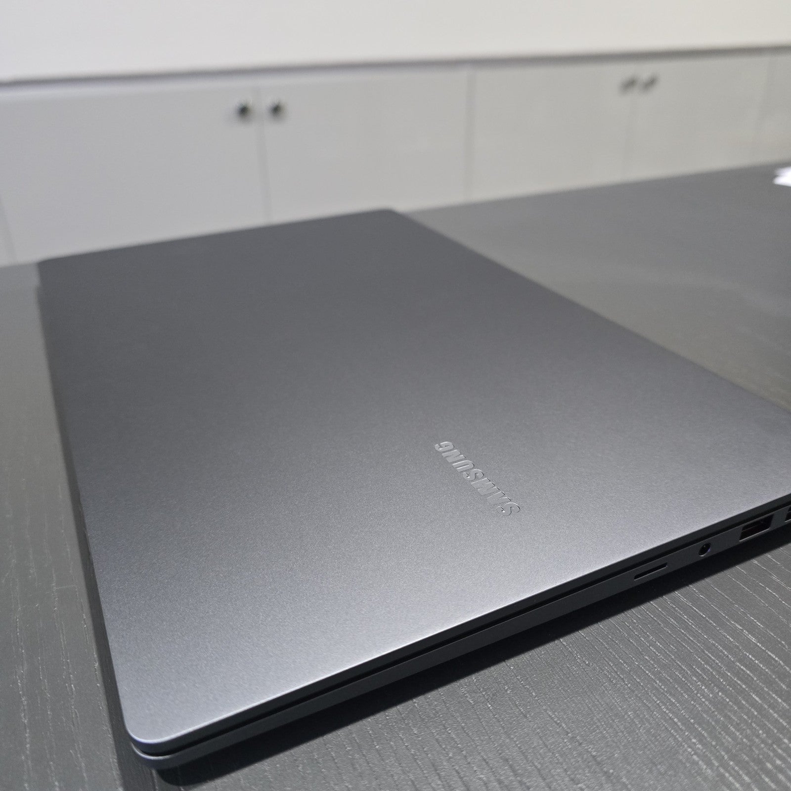 Samsung Galaxy Book5 15.6" Laptop 512GB SSD, Grey - NP750XHD-KD3UK Grade A 154A19