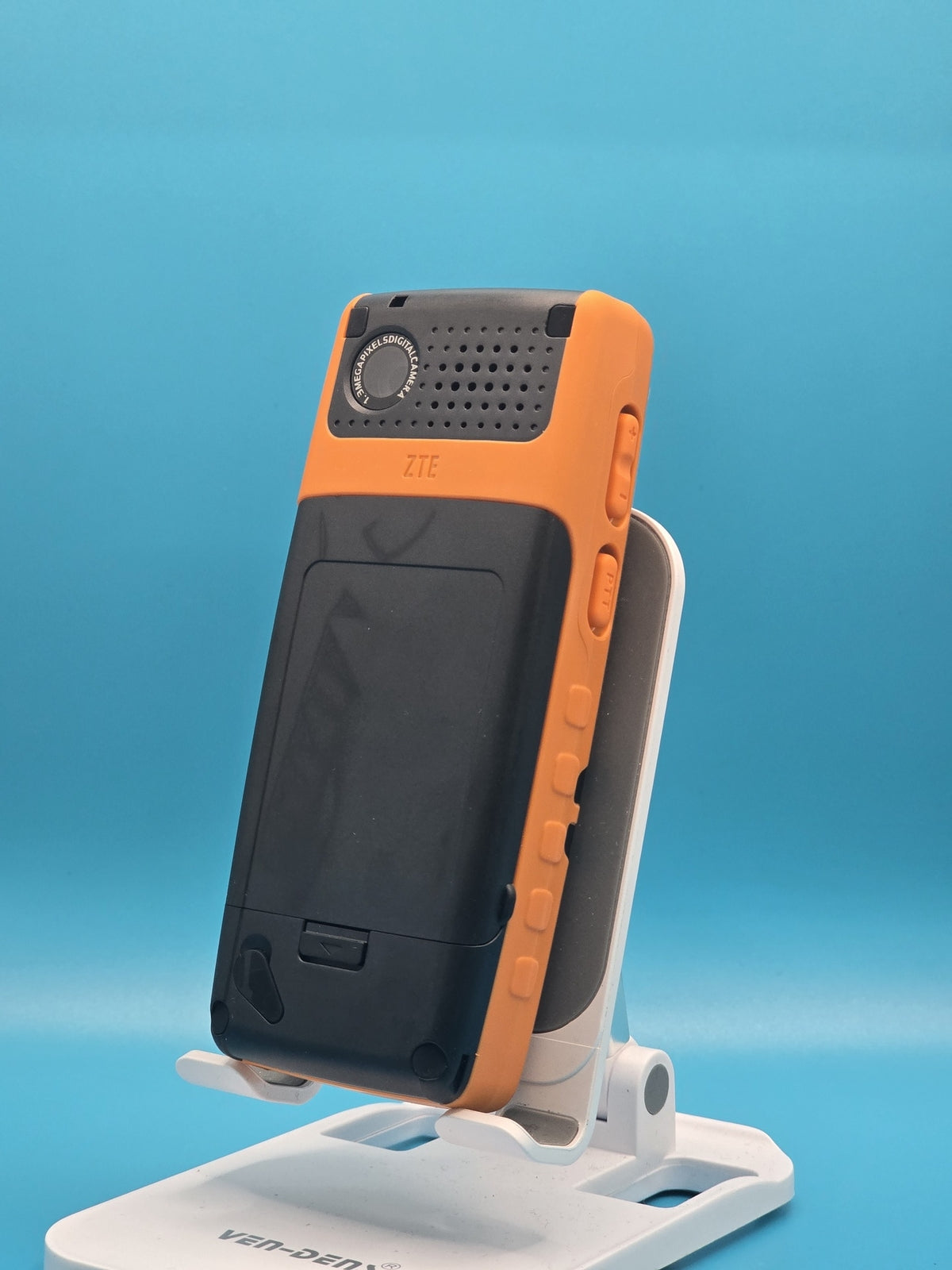 ZTE F159Tornado Boxed Orange |64MB| UNLOCKED | FREE POSTAGE1