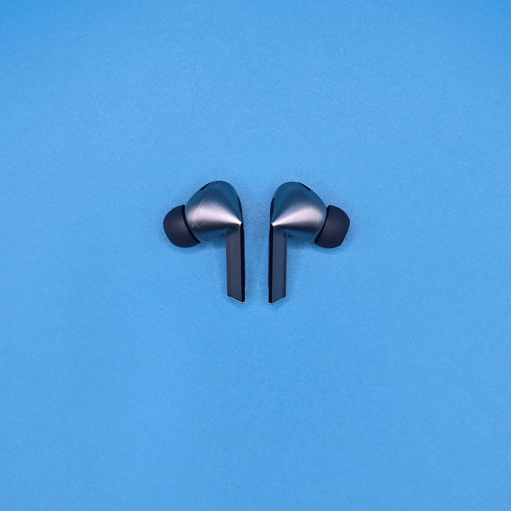 Samsung Galaxy Buds3 Pro SM-R630 Silver Bluetooth Wireless Earbuds #A 133B-133I5