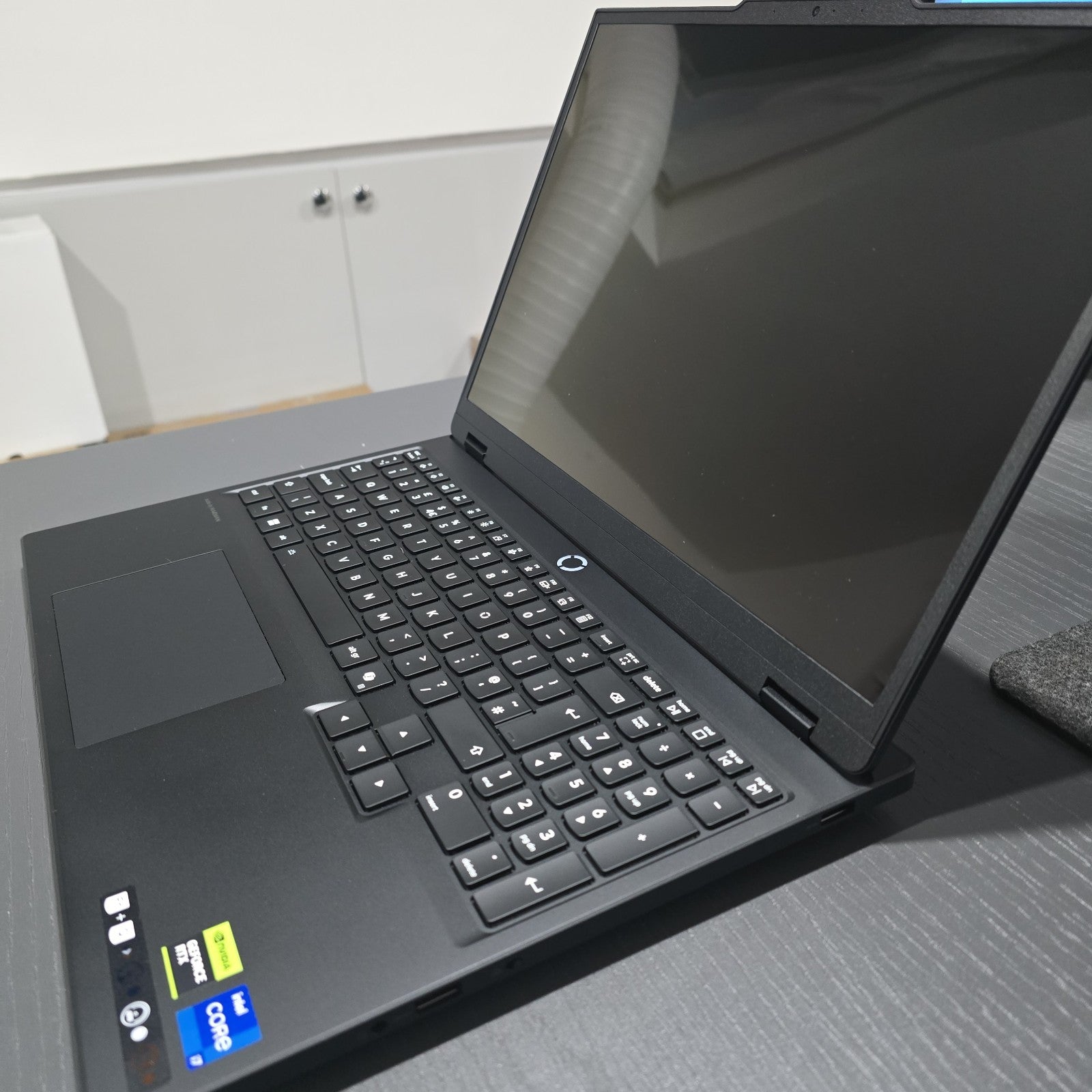Lenovo Legion 5 RTX 5050 Gaming Laptop i7-14700HX 16GB 1TB OLED 165Hz #A 207A7