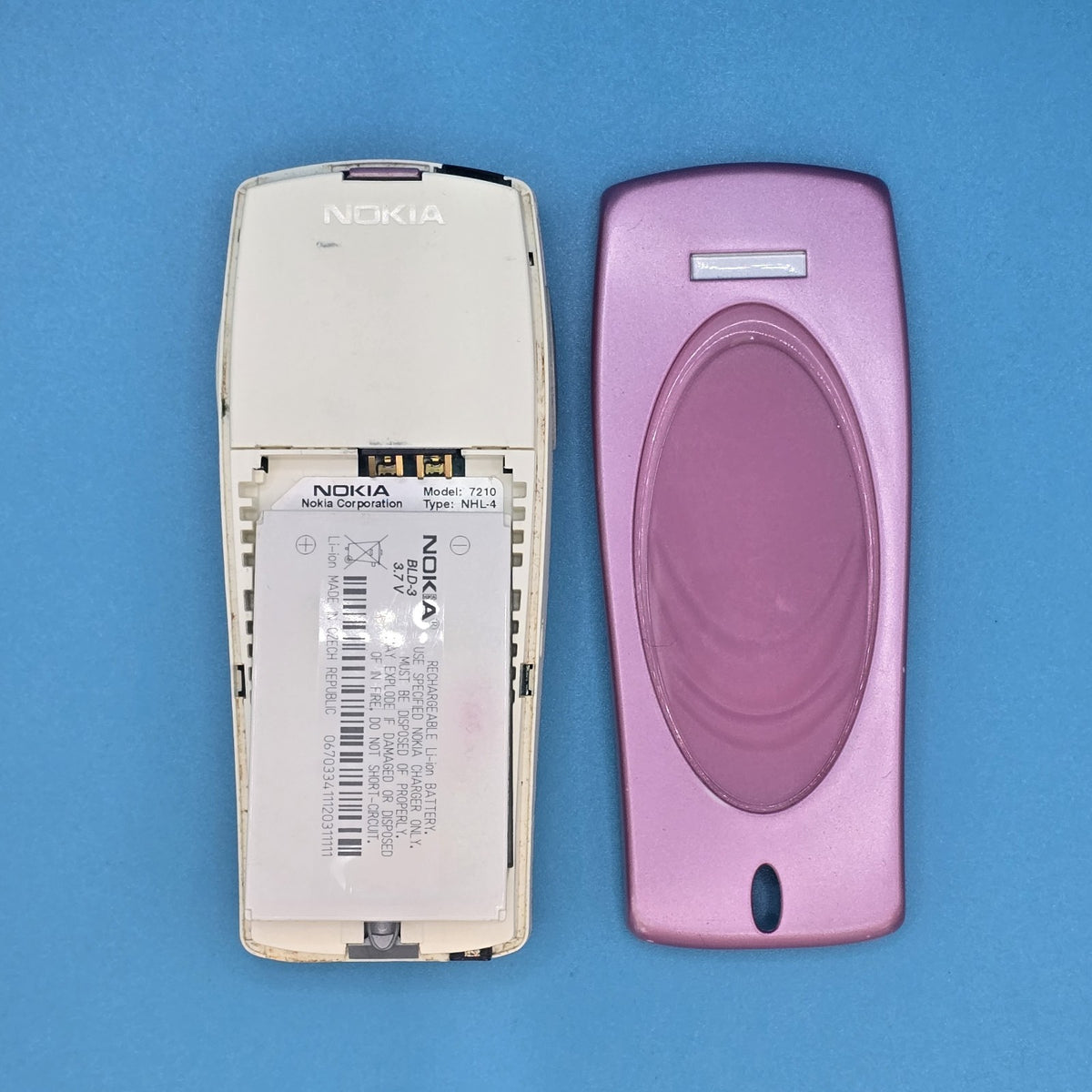 Nokia 7210 Pink – NonWorking / Untested – For Parts or Repair Only 2