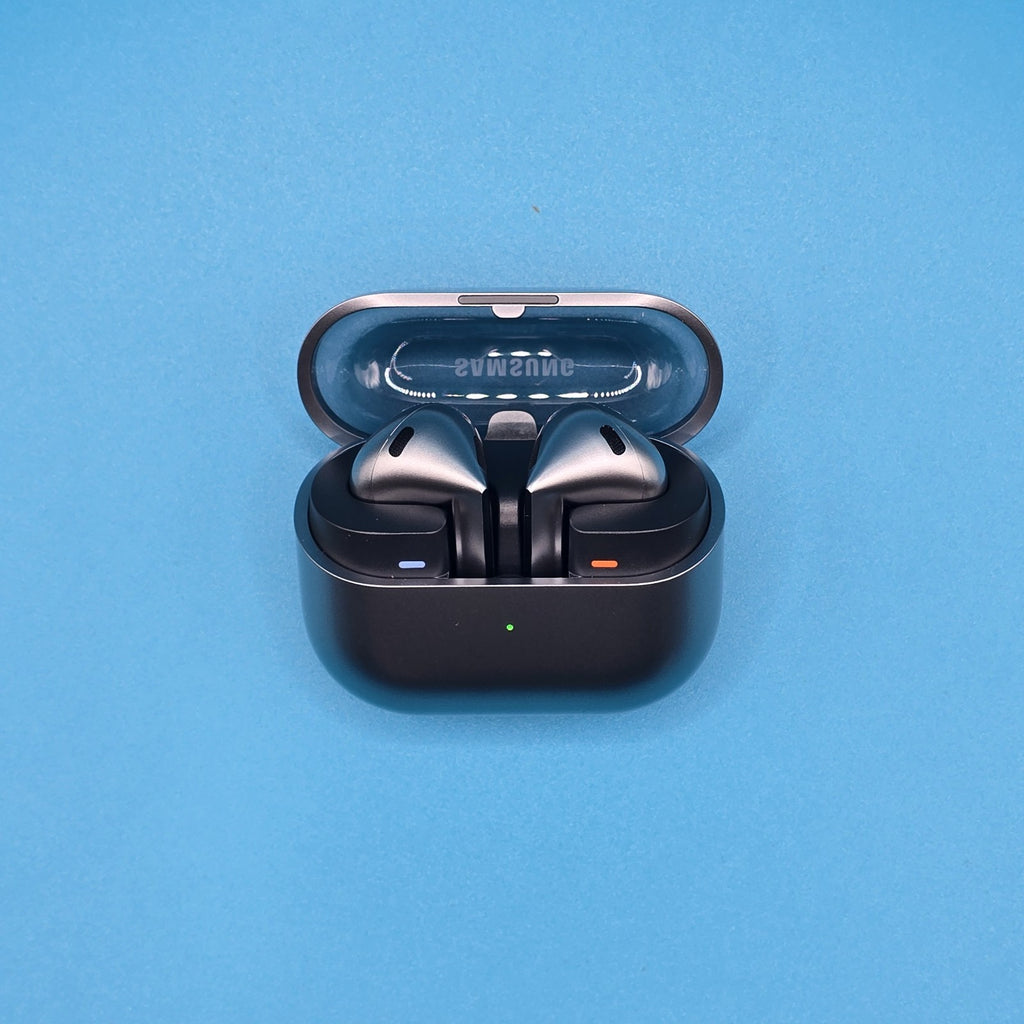 Samsung Galaxy Buds3 Wireless Bluetooth Earbuds Noise Cancelling Silver #A 134A9