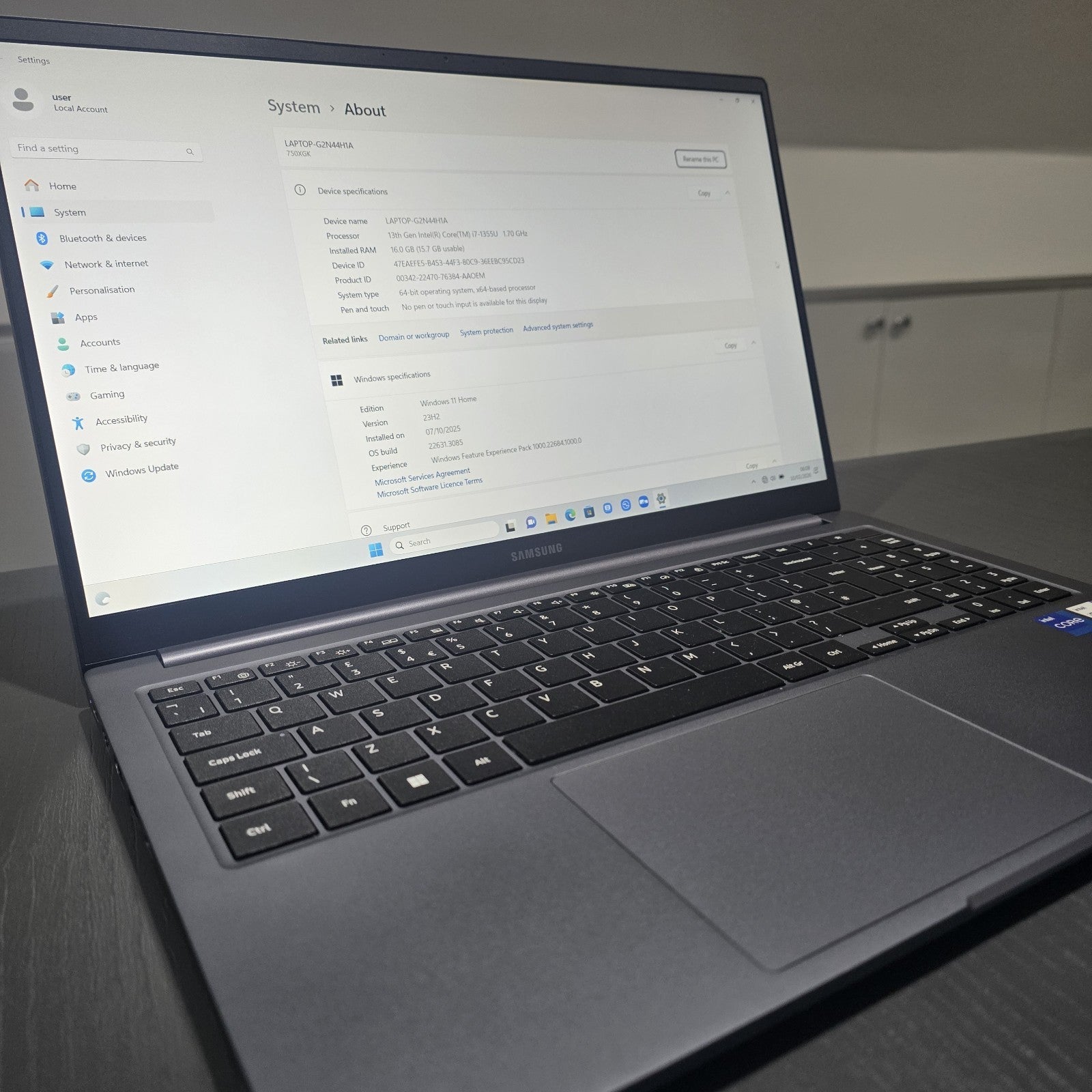 Samsung Galaxy Book4 512GB Gray Grade B Core 7 15.6” 2025 #120B7