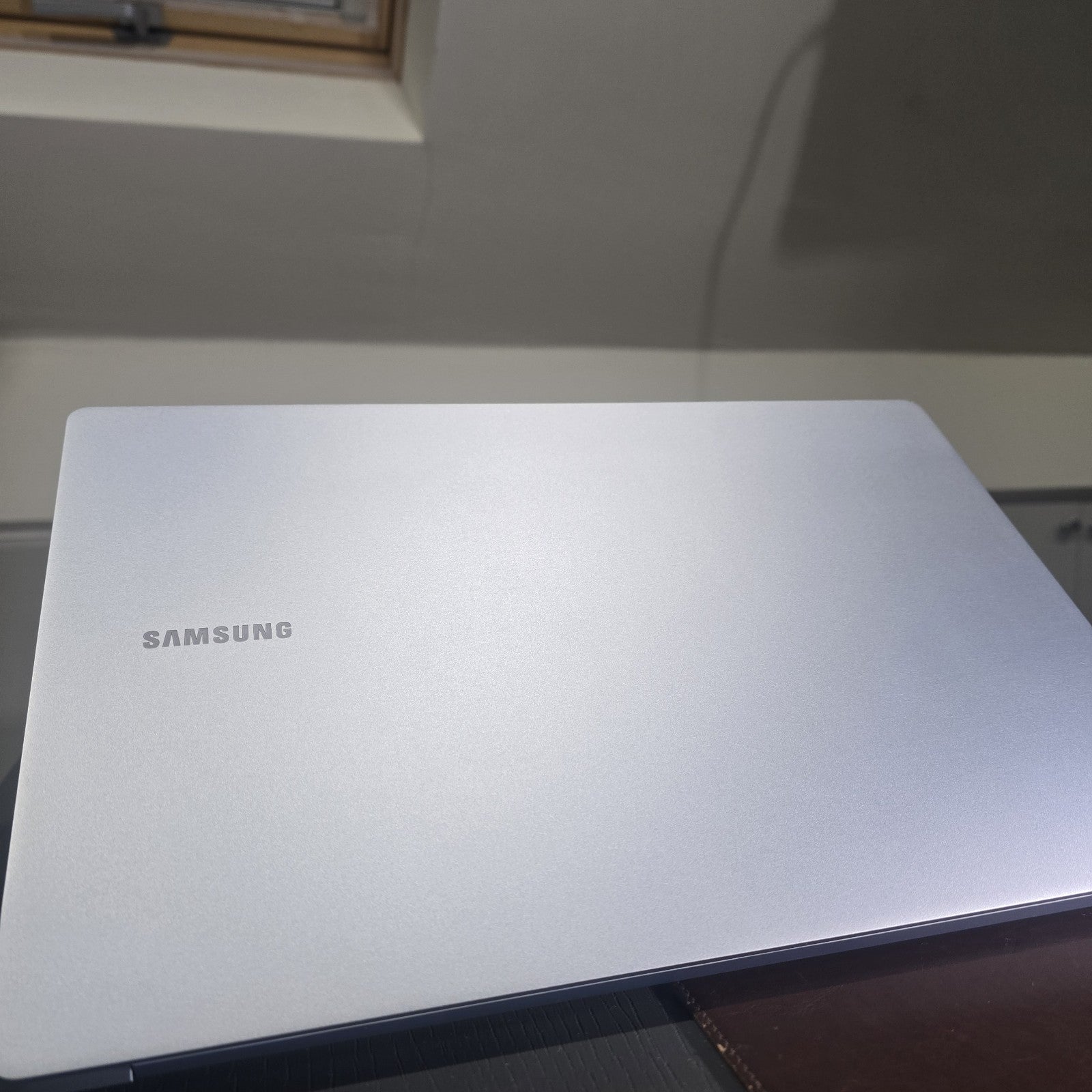 Samsung Galaxy Book4 Edge 15.6” Snapdragon X 16GB 256GB Blue Grade B #104N9