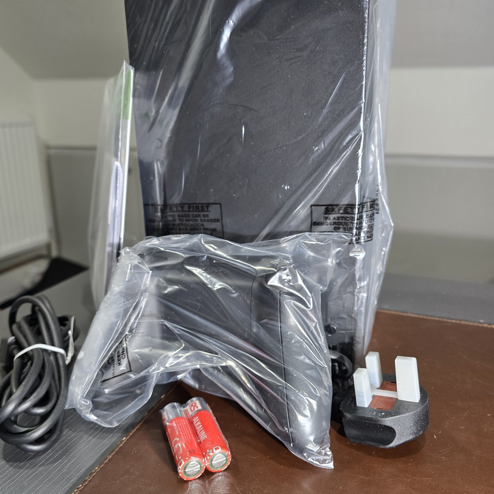 Microsoft Xbox Series X - 1TB - Black Console - Grade A Fully Working #119B-119G12