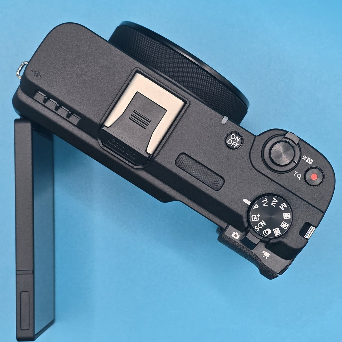 Canon PowerShot V1 Vlogger Kit Camera 4K Flip Screen WiFi Tripod Grip #A 167A7