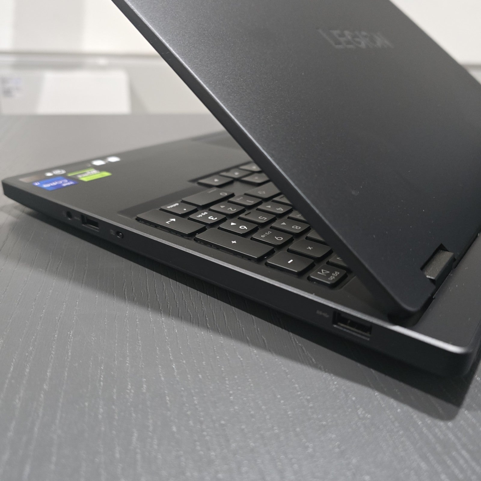 Lenovo Legion 5 RTX 5050 Gaming Laptop i7-14700HX 16GB 1TB OLED 165Hz #A 207A6