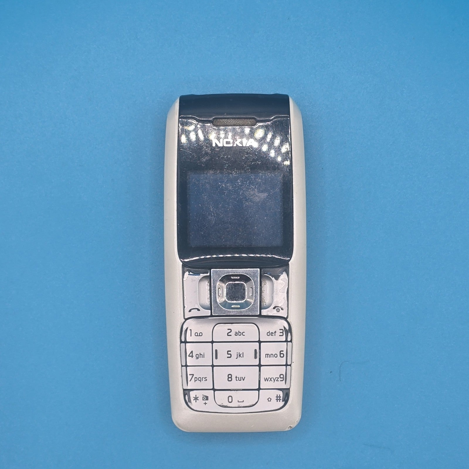 Nokia 2310 White – For Parts / Not Working – No Battery – Free Postage0