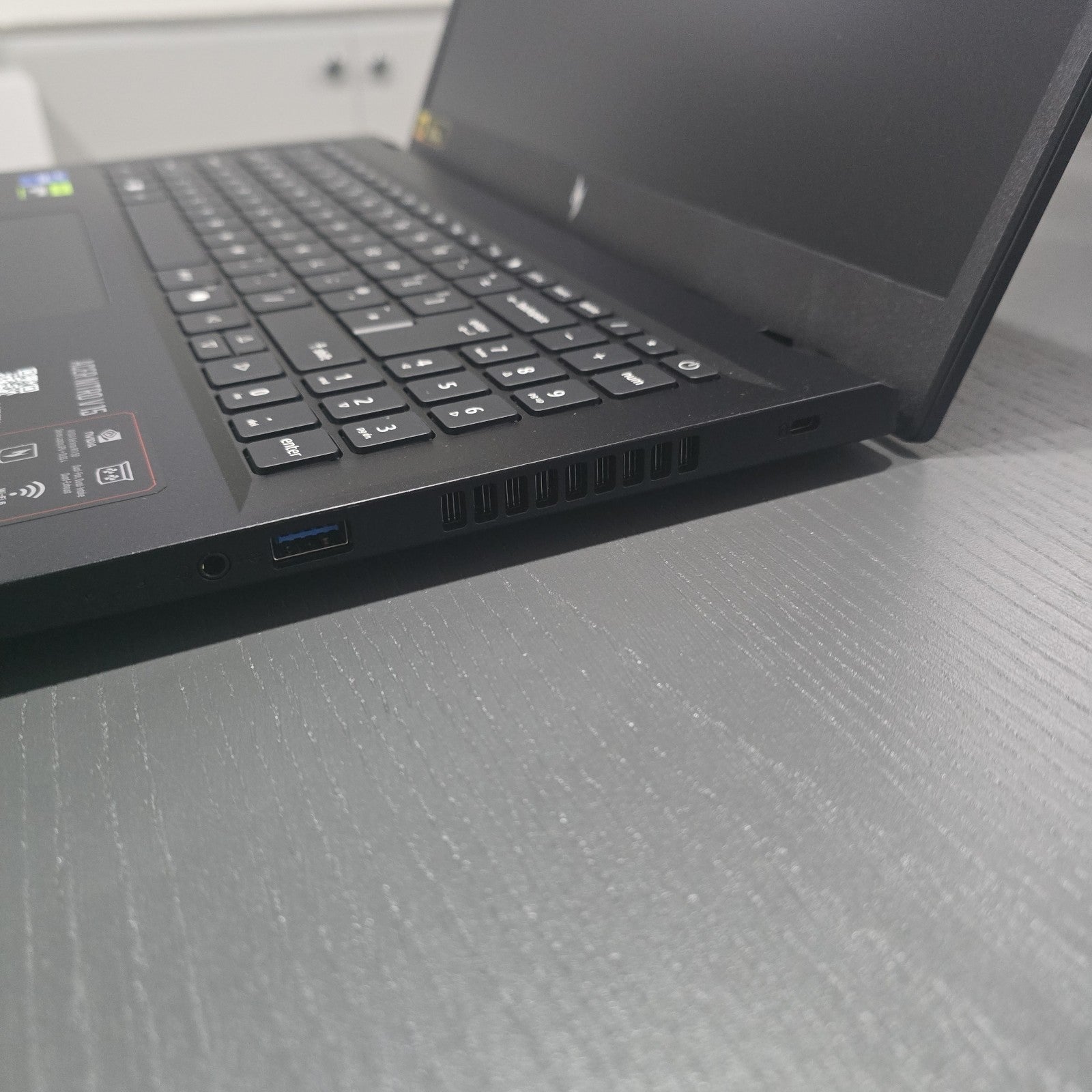 Acer Nitro V15 15.6in i5 16GB 1TB RTX5050 Gaming Laptop ANV15 52 555A #A 206A12