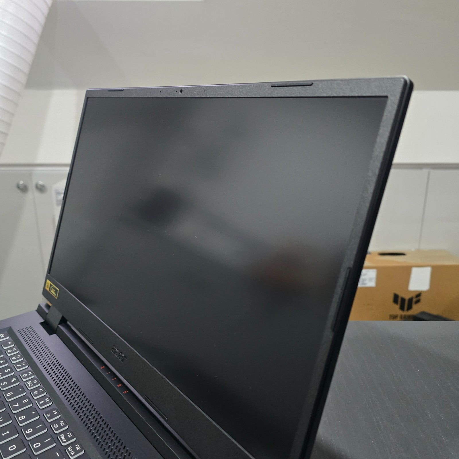 Acer Nitro 5 Gaming Laptop RTX 4050 6 GB Intel i5 FHD 144Hz 1TB SSD 16GB 203A9