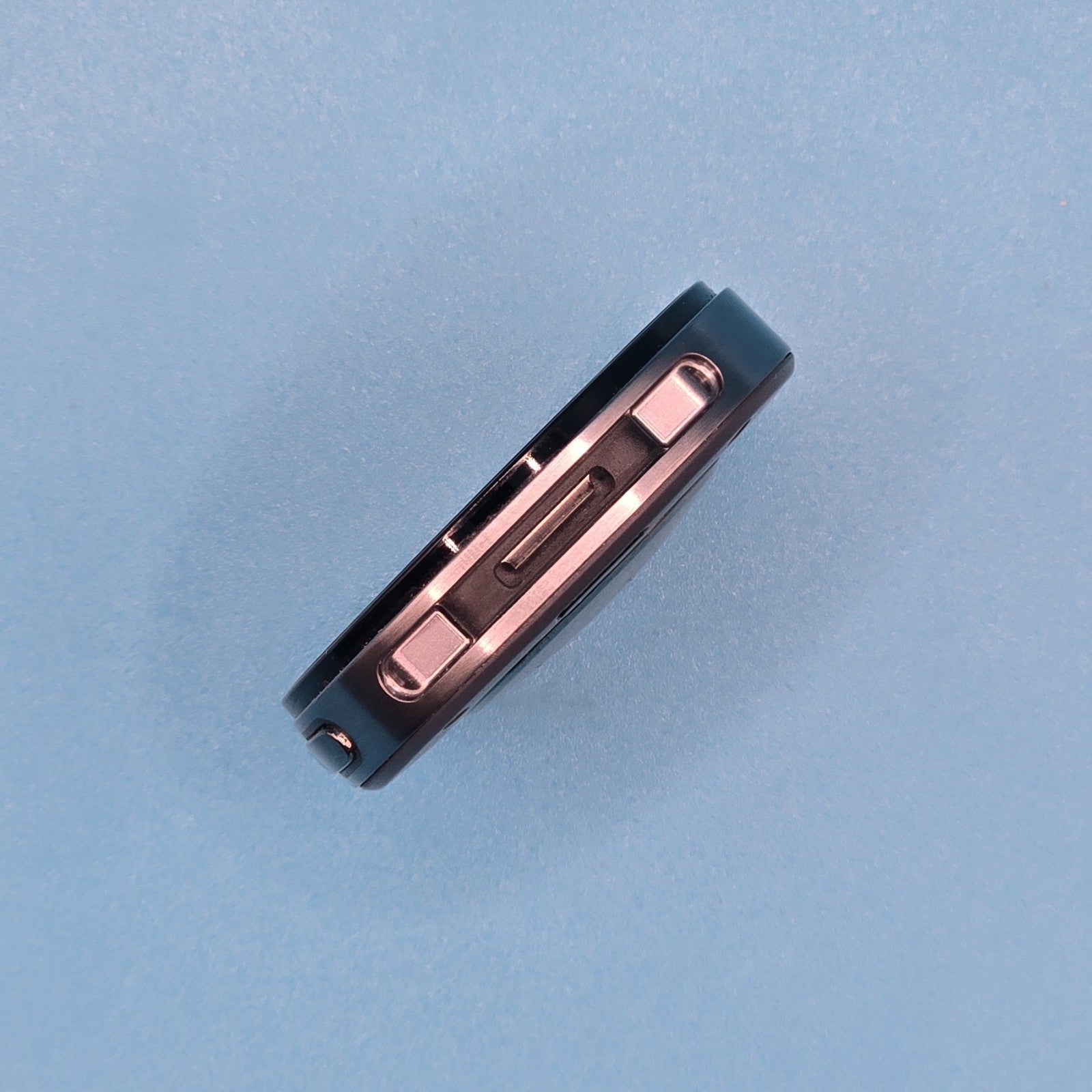 Samsung Galaxy Watch8 Bluetooth WiFi GPS 44mm, Graphite  Vibration Issue Grade A4