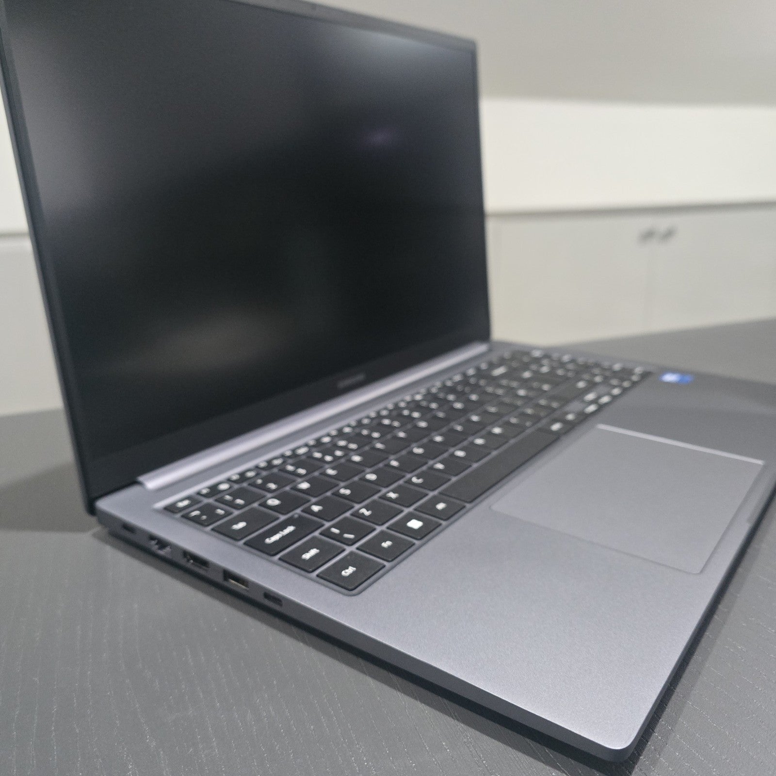 Samsung Galaxy Book4 512GB Gray Grade A Core 7 15.6” 2025 #120A2
