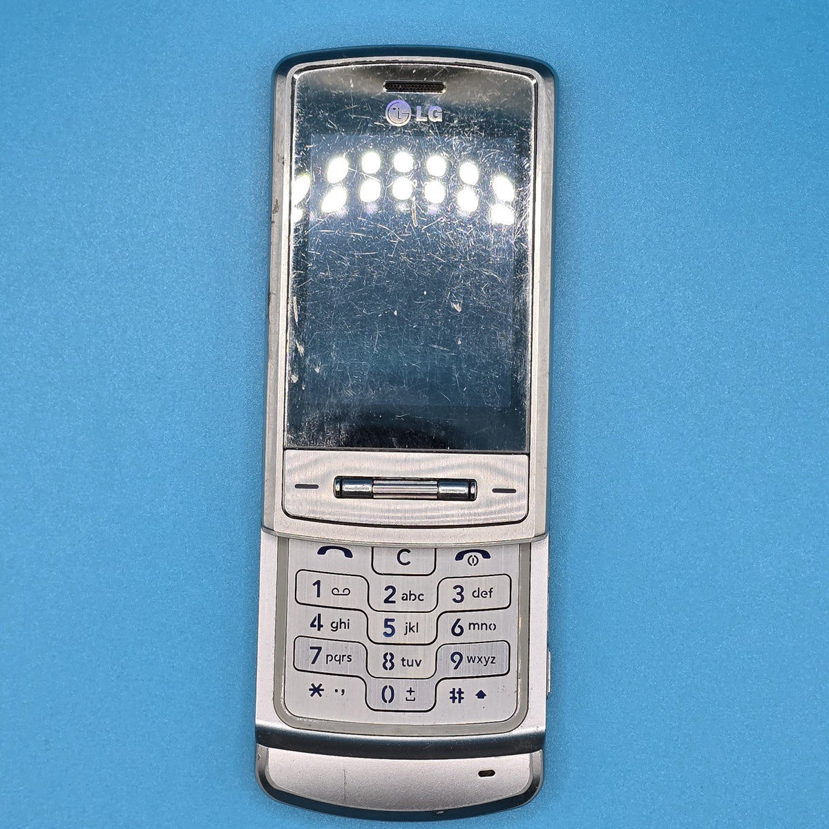 LG KE970 Shine 50MB Gray – Untested – For Parts – FREE POSTAGE READ DESCRIPTION1