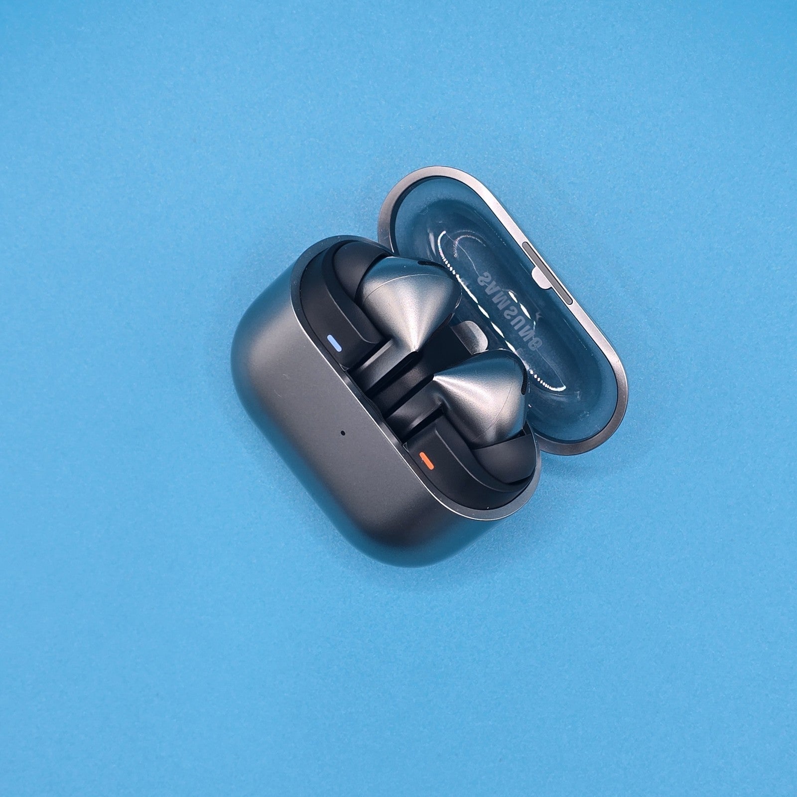 Samsung Galaxy Buds3 Pro SM-R630 Silver Bluetooth Wireless Earbuds Grade A 1332