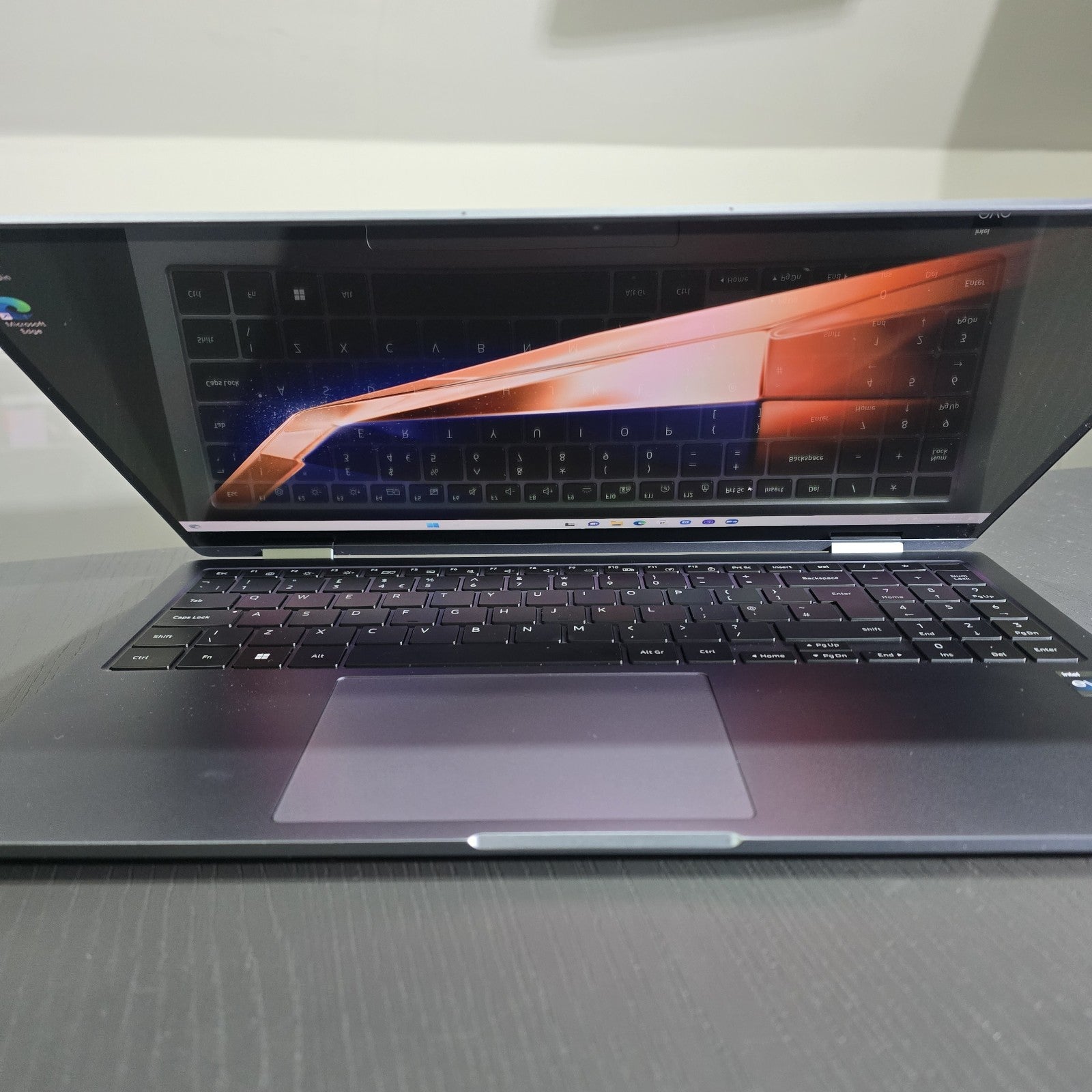 Samsung Galaxy Book4 360 Touchscreen - 15.6" Core 5 1.4Ghz 256GB 8GB - Grade A3