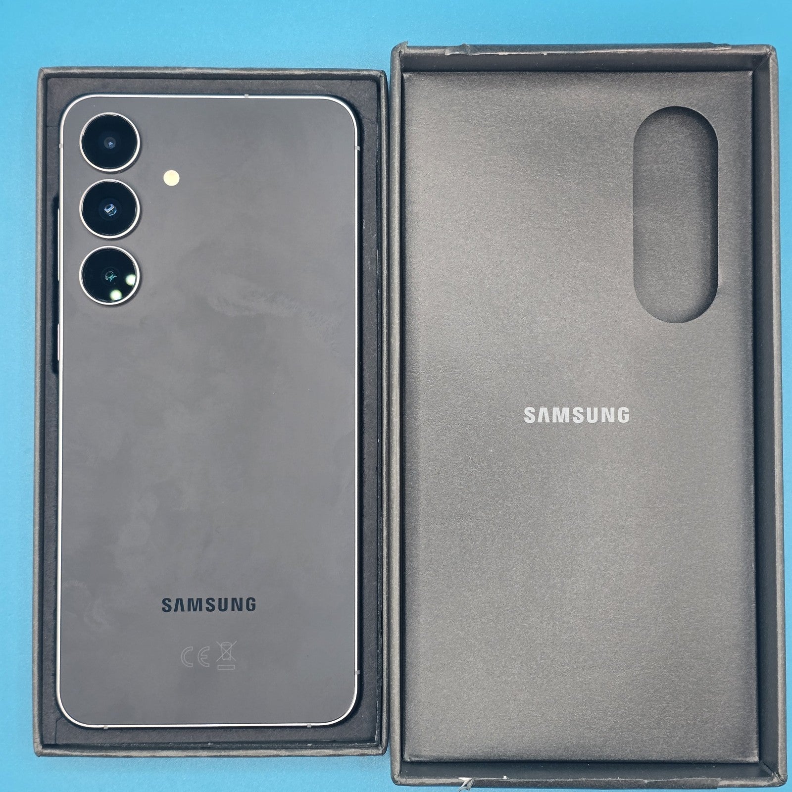 Samsung Galaxy S25 FE Jetblack 6.7" SM-S731B 8GB RAM 128GB 5G Unlocked #A 155J-L15