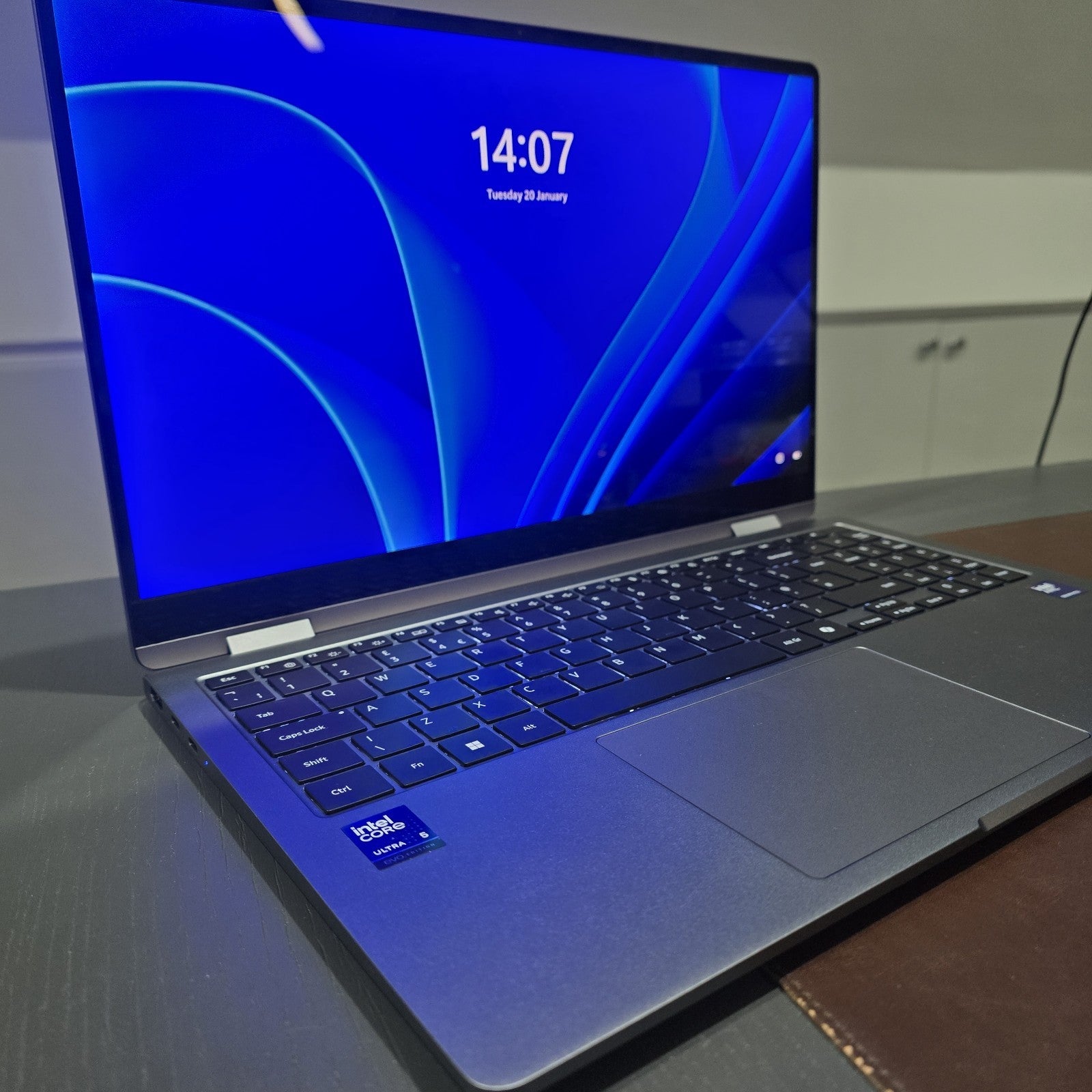 SAMSUNG Galaxy Book5 360 15.6" 2 in 1 16GB RAM 256GB SSD Trackpad Issue #A 106A2