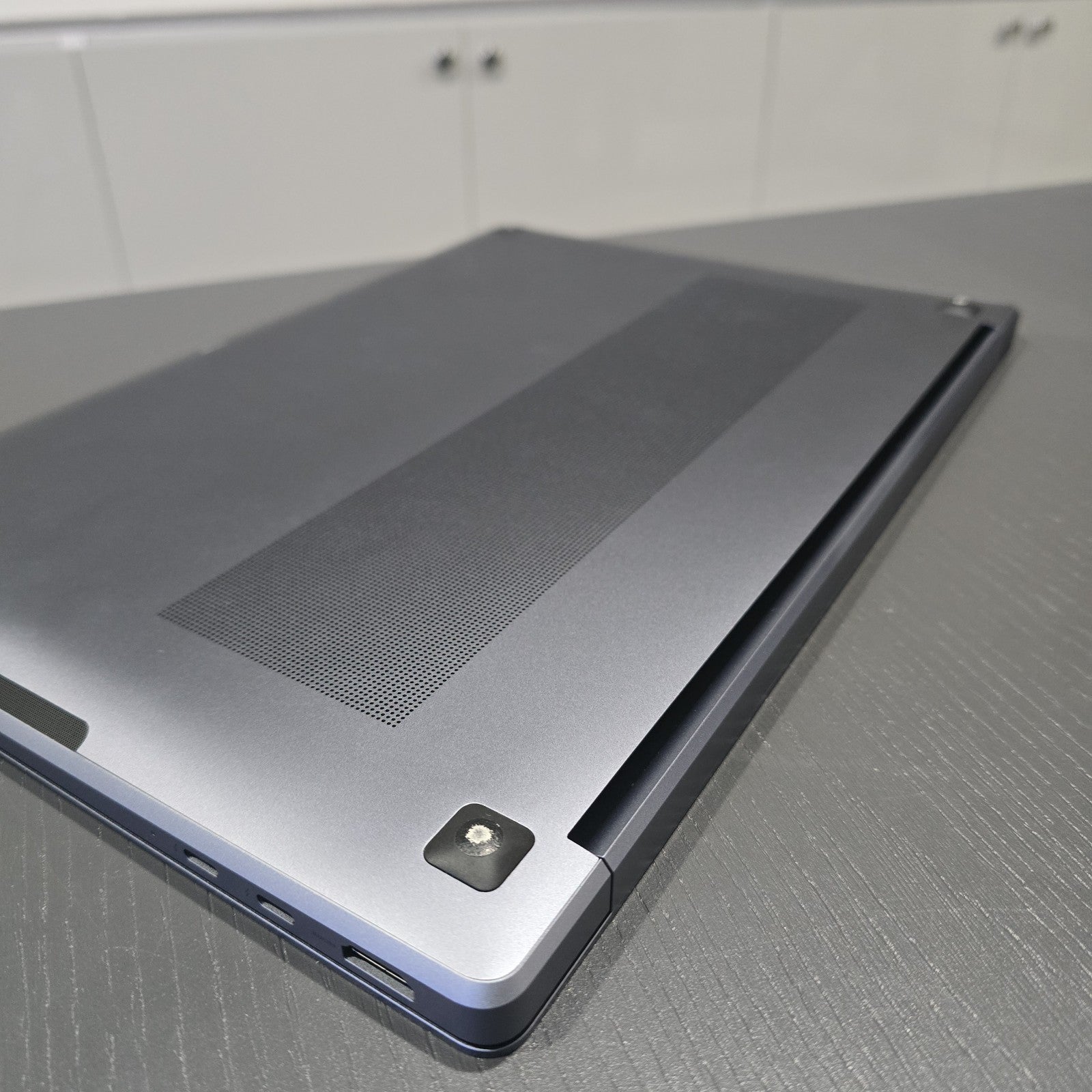 Samsung Galaxy Book4 Ultra 16 RTX 4070 32GB 1TB OLED i9 Laptop Grade A 173A21