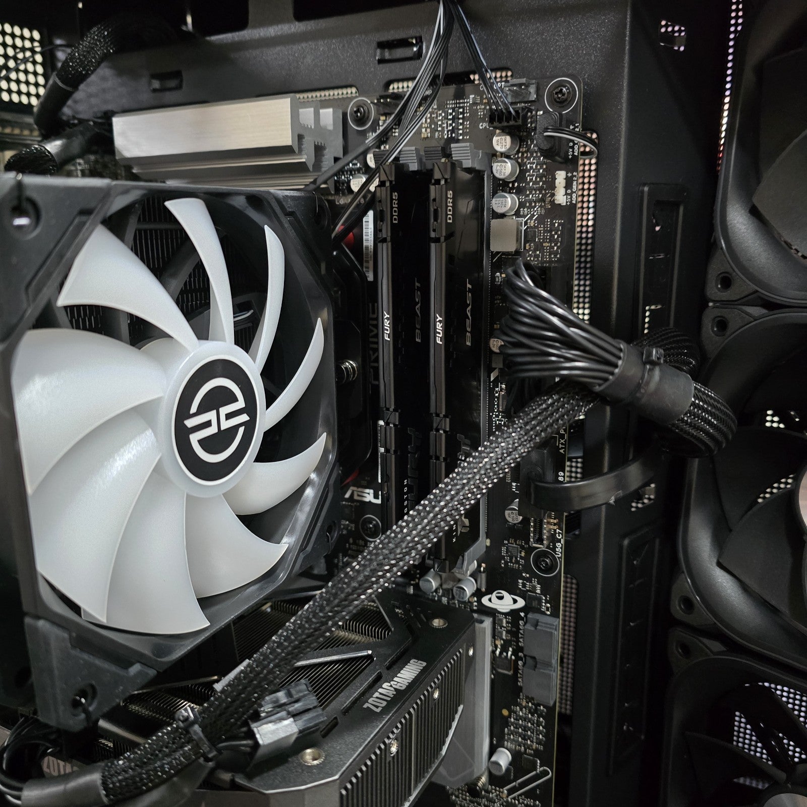Pcspecialist Fusion 40 Gaming PC Ryzen 7 7700 RTX 5060 Ti 16GB 1TB NVMe #A 235A11