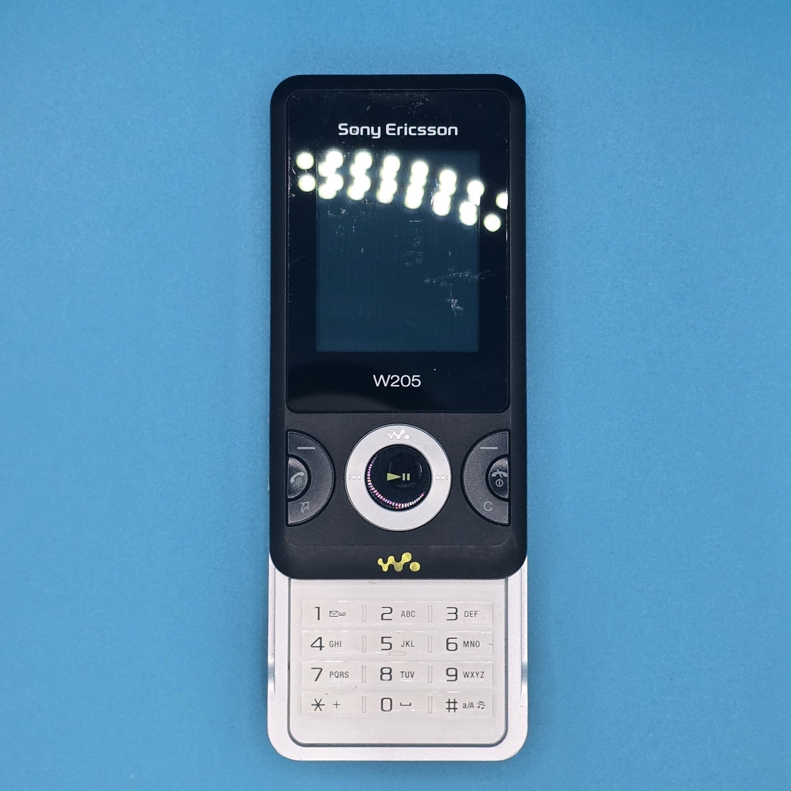 Sony Ericsson Walkman W205  BlackFor Parts / NonWorking – No Battery Included1