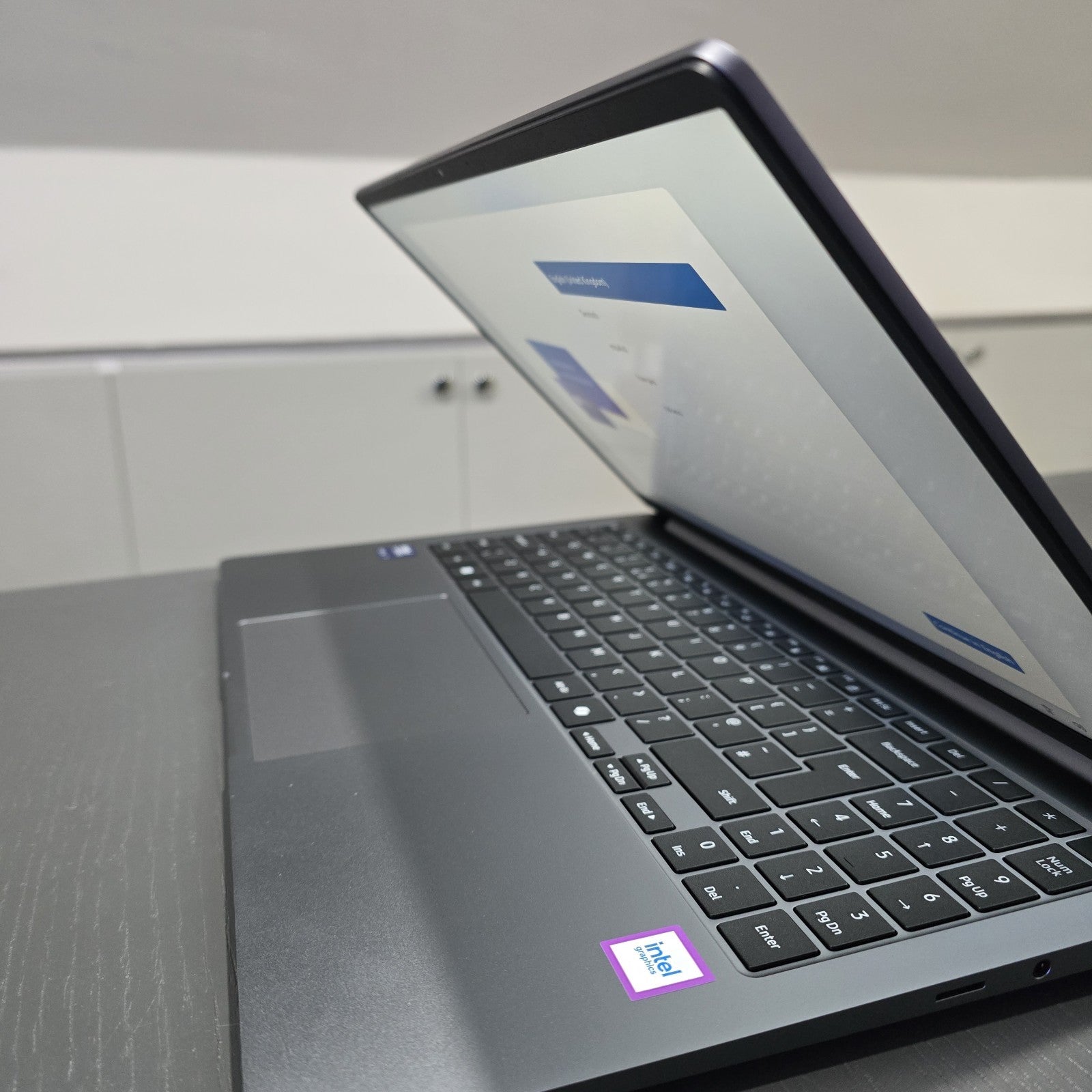 Samsung Galaxy Book5 15.6" Laptop 512GB SSD, Grey - NP750XHD-KD3UK Grade A 154A6
