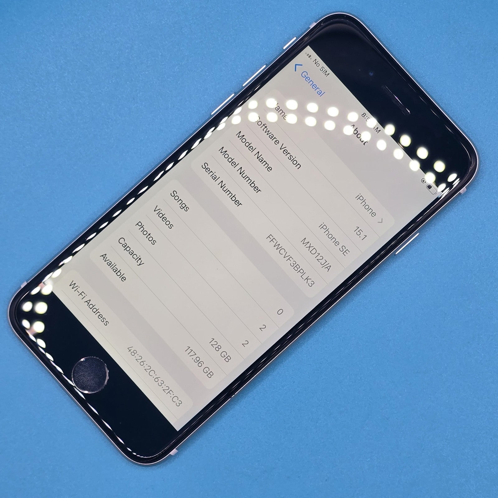 Apple iPhone SE 2020 2nd GEN White Unlocked 128GB Grade A Free Postage4