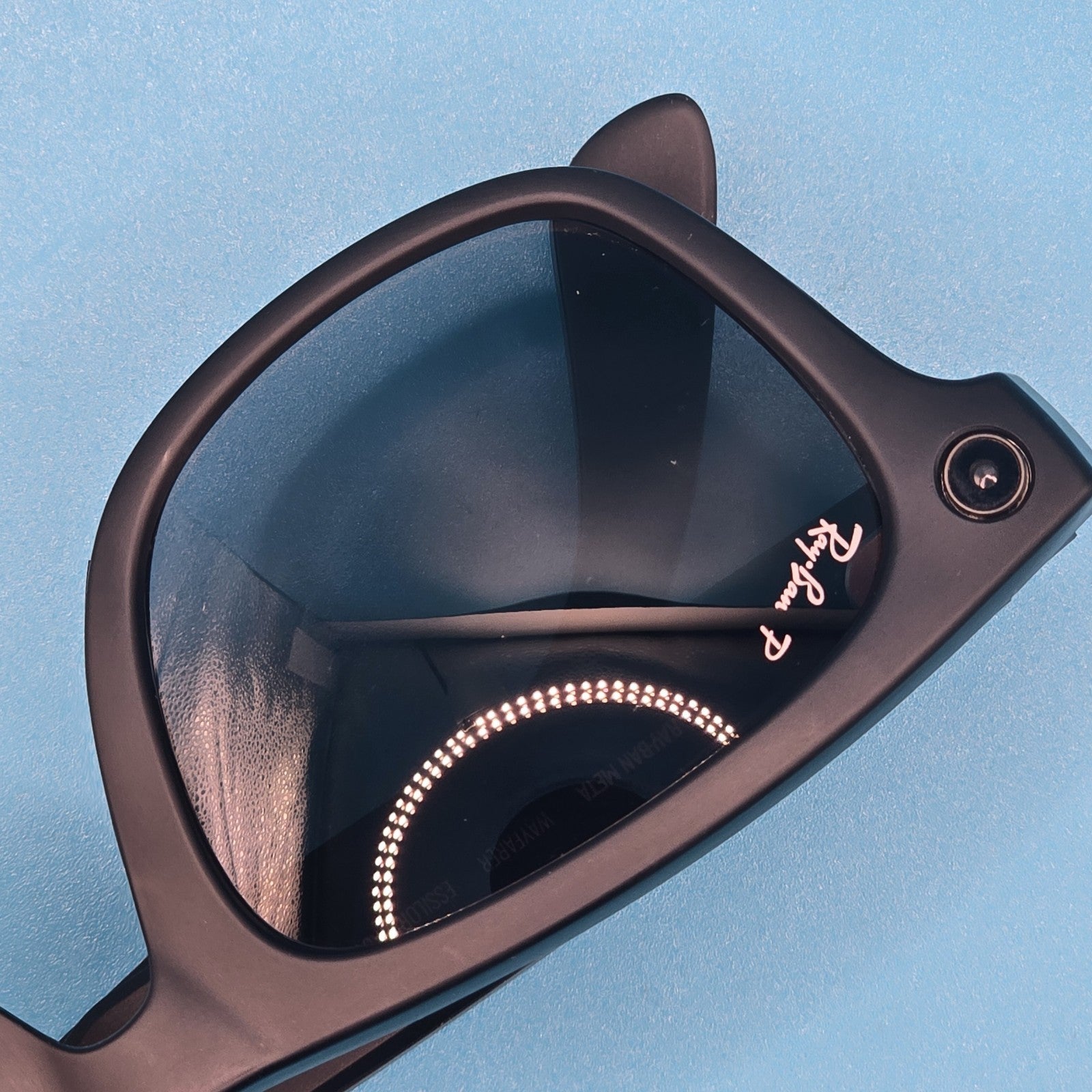 Ray-Ban Meta Wayfarer Smart Glasses Black Polarized Gradient Graphite #A 197A3