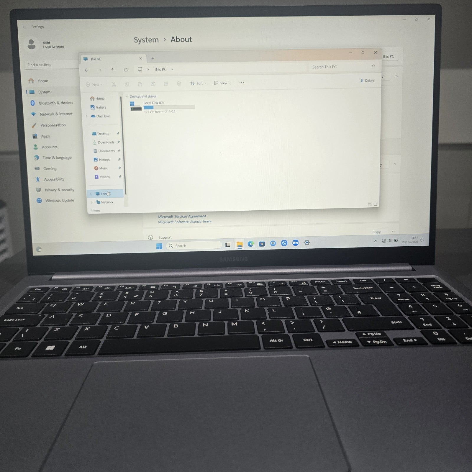 Samsung Galaxy Book4 15.6" Laptop Intel Core i3 8 GB 256 GB SSD Grey #A 105E/F10
