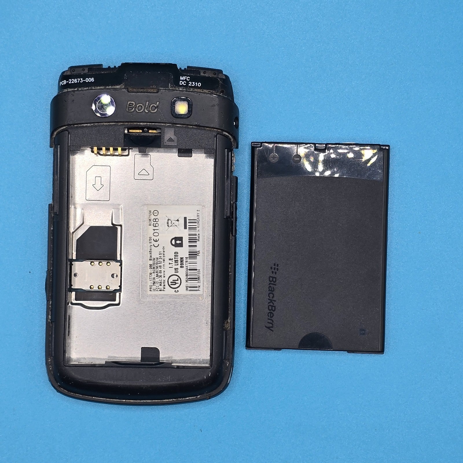 BlackBerry Bold 9700 256MB Black  Untested For Parts  READ DESCRIPTION2