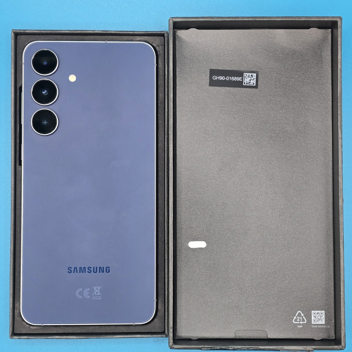 Samsung Galaxy S25 FE Navy 6.7" SM-S731B 8GB RAM 256GB Unlocked For Parts 155D21