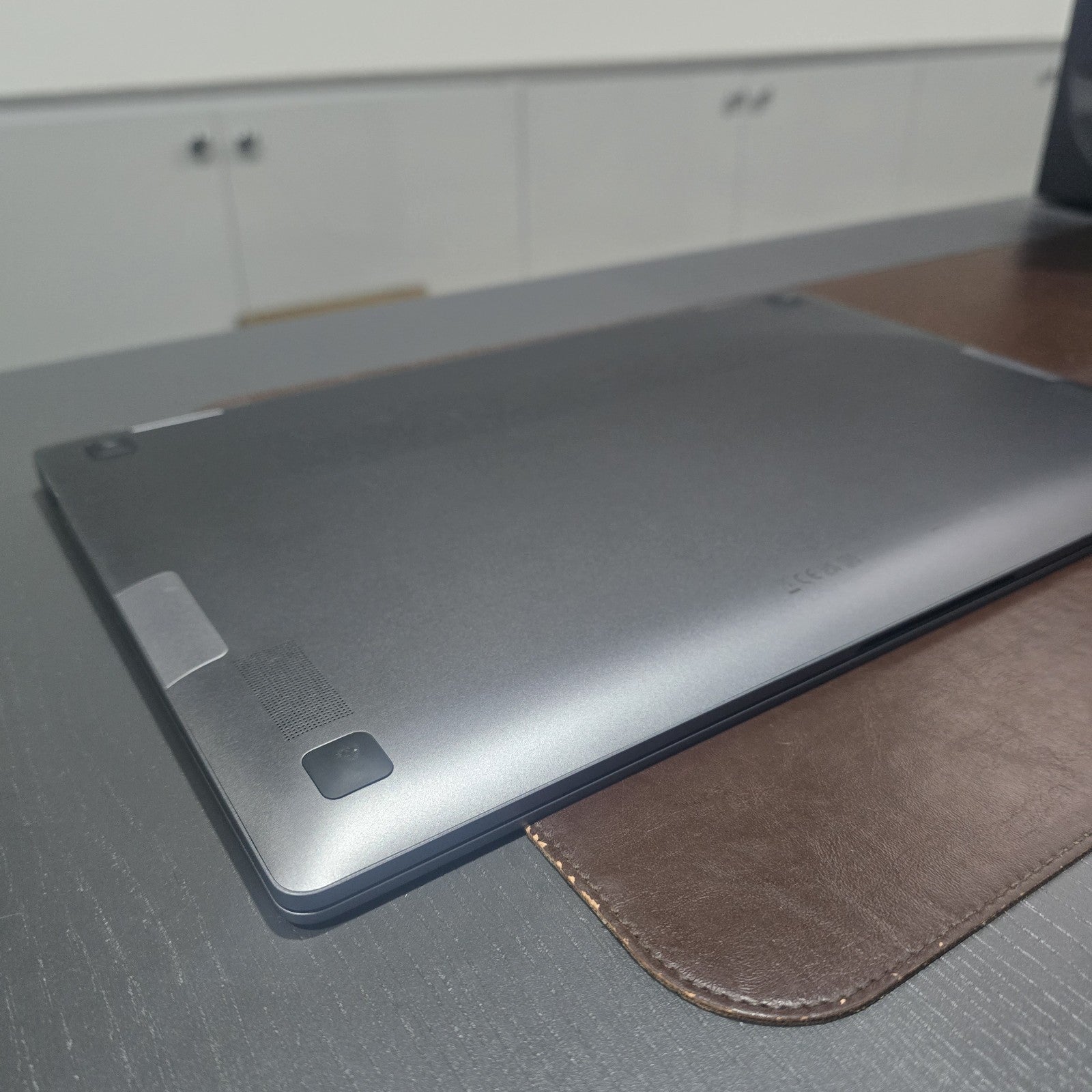 Samsung Galaxy Book5 360 256GB Gray Grade A Excellent Condition #106B20