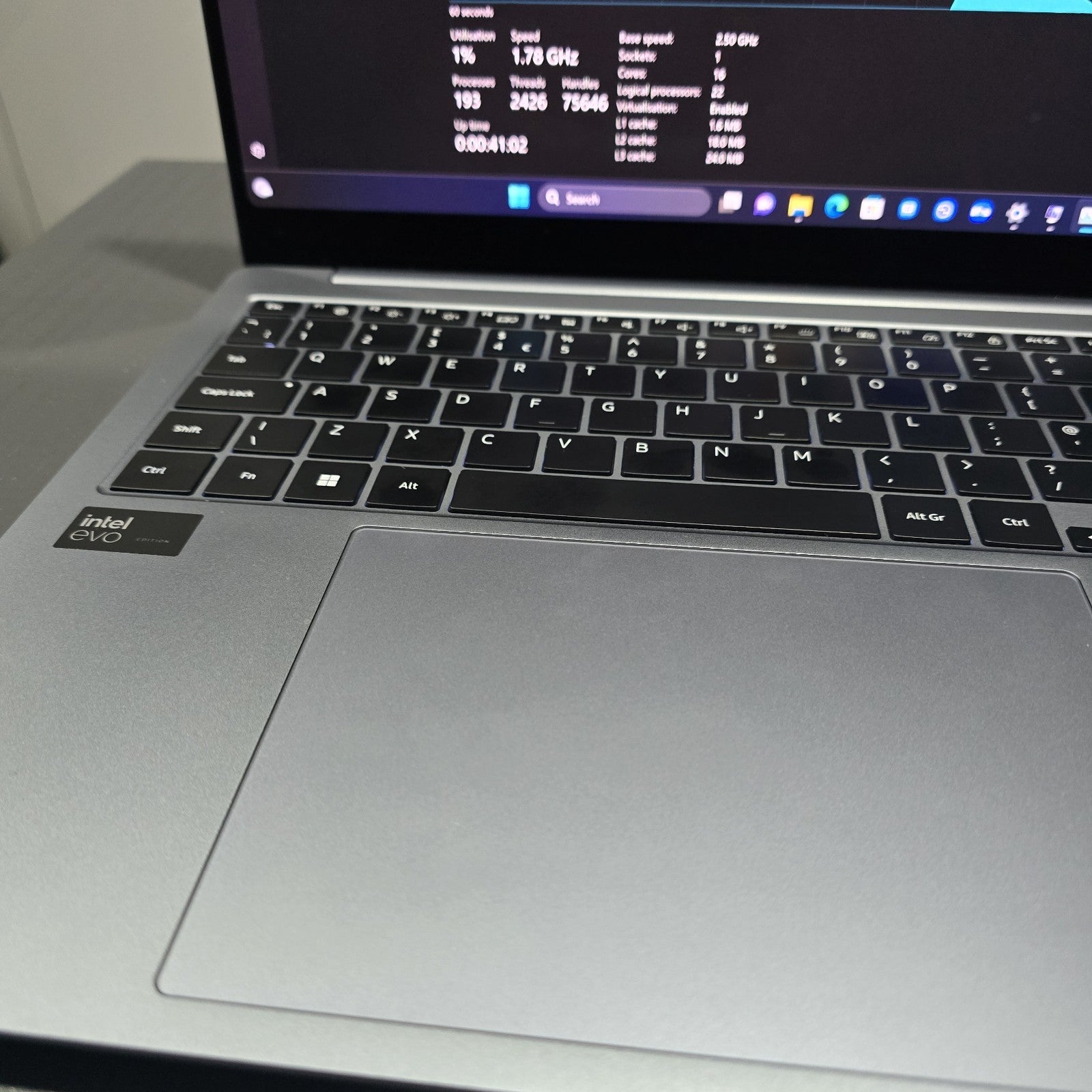 Samsung Galaxy Book4 Ultra 16 RTX 4070 32GB 1TB OLED i9 Laptop Grade A 173A13