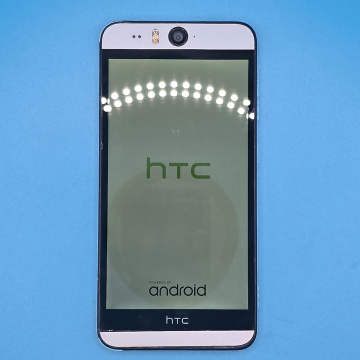 HTC Desire Eye Blue Single Sim 16GB 5.2" 13MP NonWorking / For Parts FREE POST0