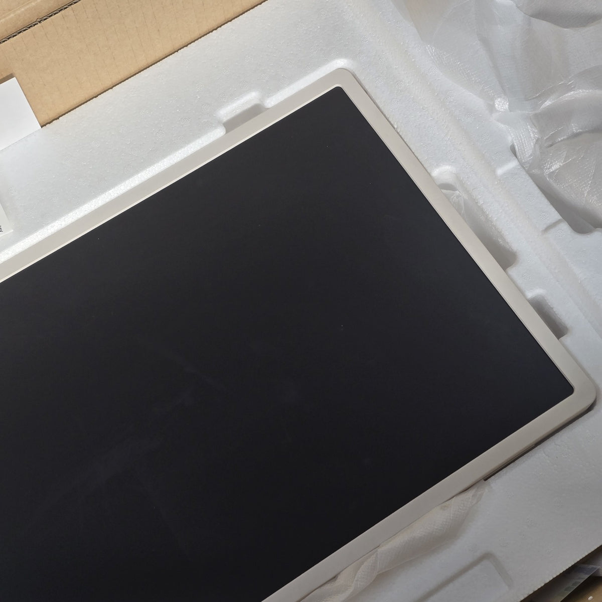 LG StanbyME 2 27LX6TDGA 27" QHD Portable Touchscreen Stand White Grade A 242A17