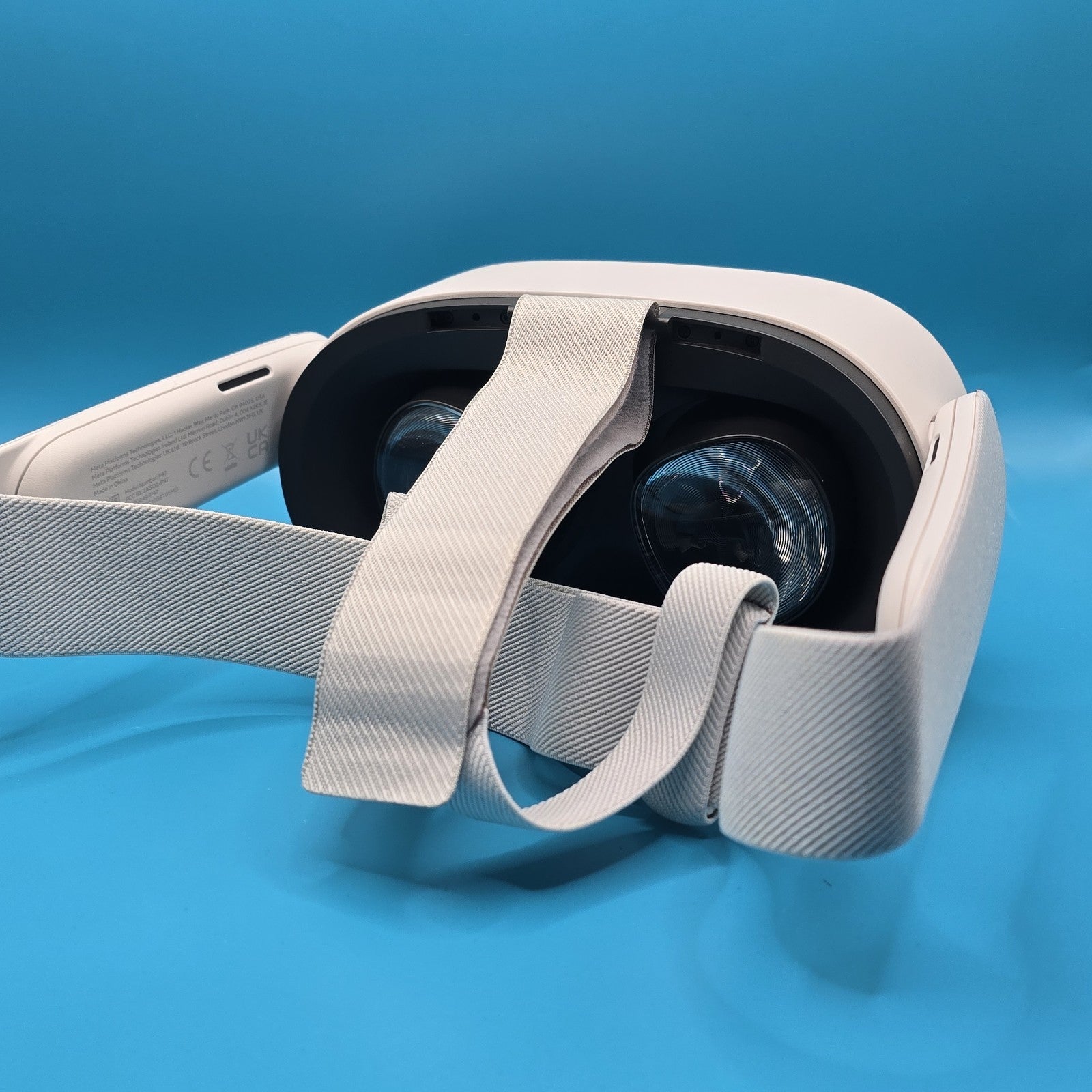 Meta Quest 3S Virtual Reality VR Headset 128GB Breathable Facial Bundle #A 194A4