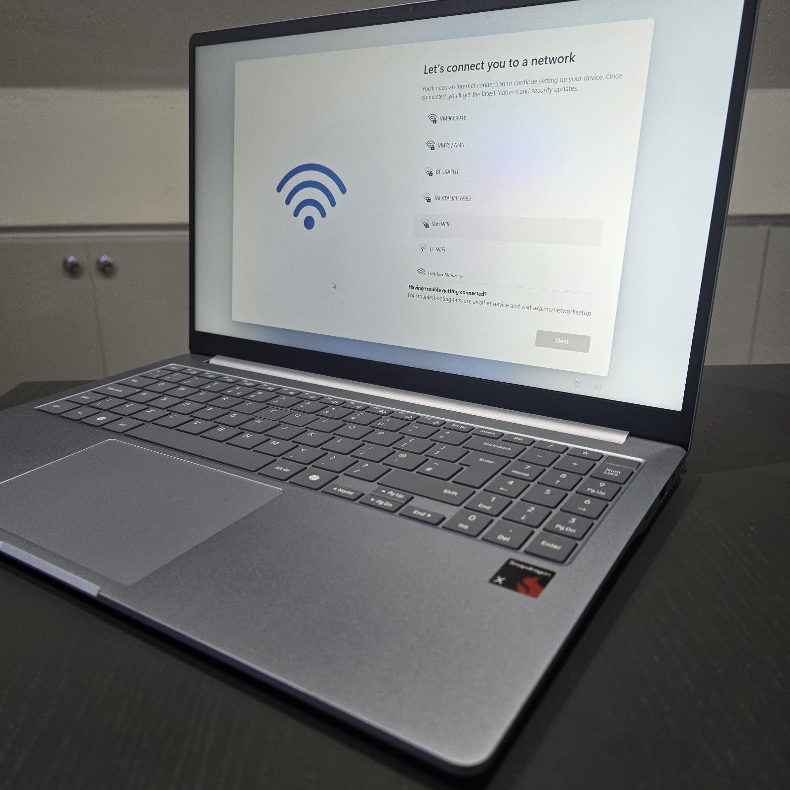 Samsung Galaxy Book4 Edge 15.6" Laptop Snapdragon X 16GB RAM 256GB Blue #B 122B2