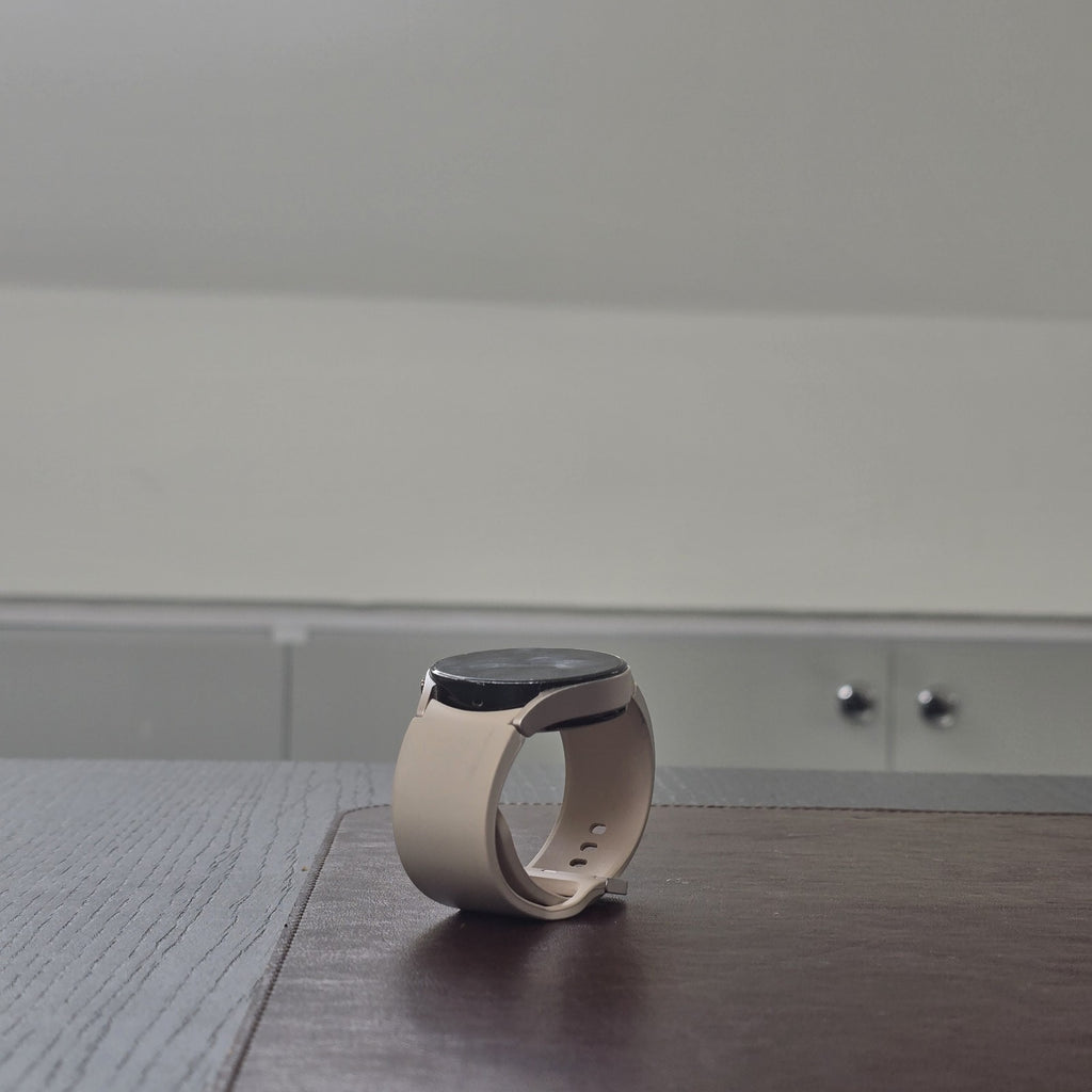 Samsung Galaxy Watch 4 40mm LTE Pink Gold  Grade C  FREE POSTAGE8