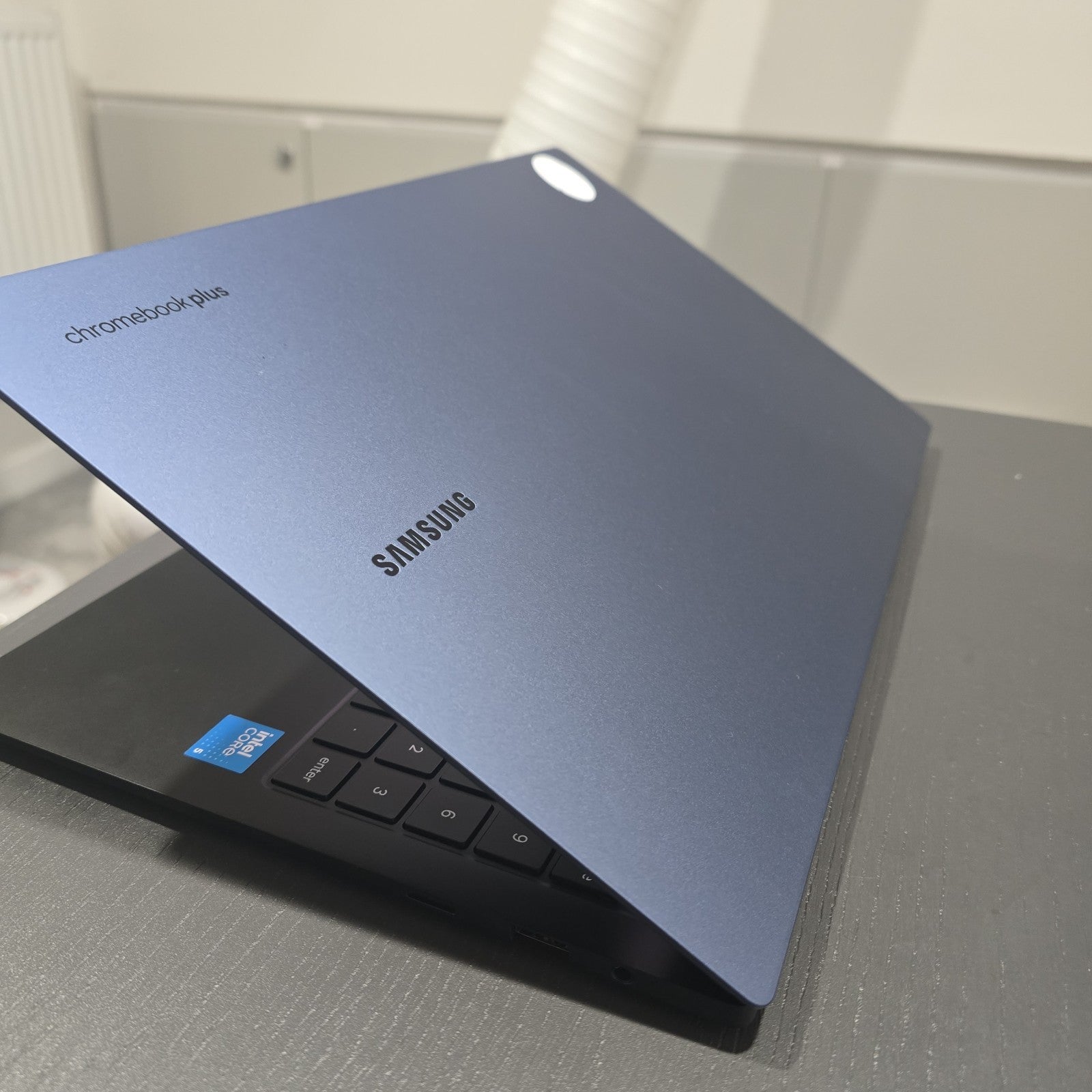 Samsung Galaxy Chromebook Plus 15.6" AMOLED Laptop Intel Core 5 8GB 256GB #B 12413