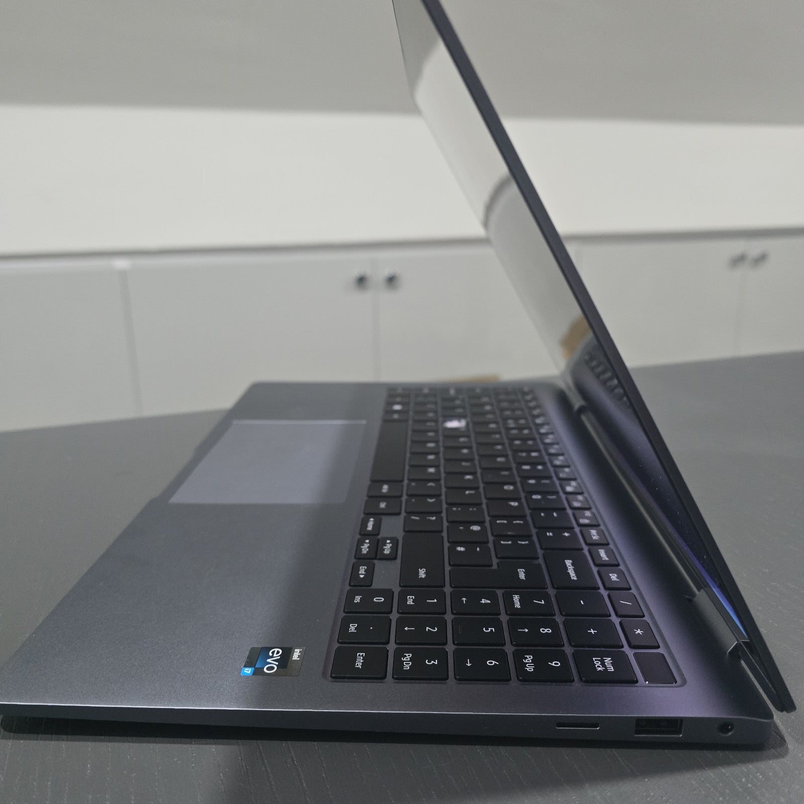 SAMSUNG Galaxy Book4 360 512GB 15.6" 2 in 1 Intel Core 7 Grey Grade B 107B5