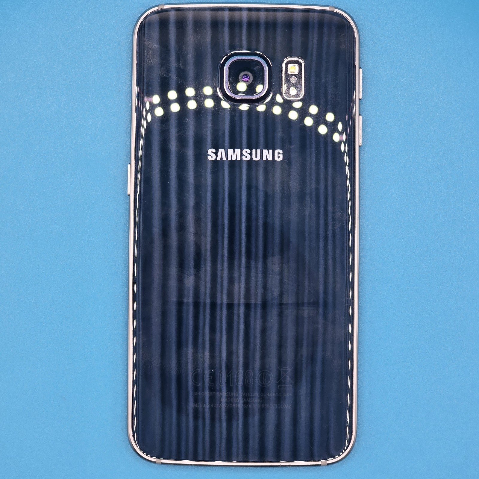 Samsung Galaxy S6 Edge 32GB Navy (Unlocked) Grade B – FREE POST Small Screen Dot5
